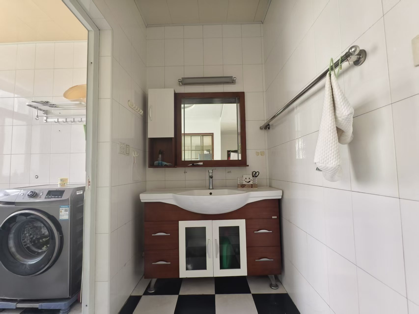 珠江丽园 4室2厅2卫 63.0万 珠江丽园 4室2厅2卫 63.0万室内图