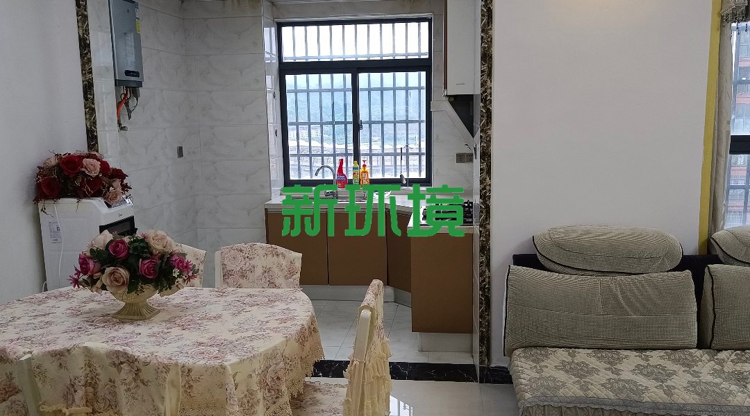 丽景天下一期  2室2厅1卫   45.00万客厅