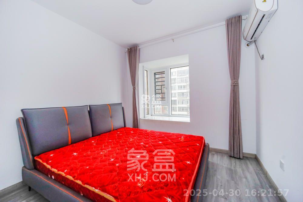 中国铁建18公馆（常青嘉苑）  3室2厅1卫    2600.0元/月室内图