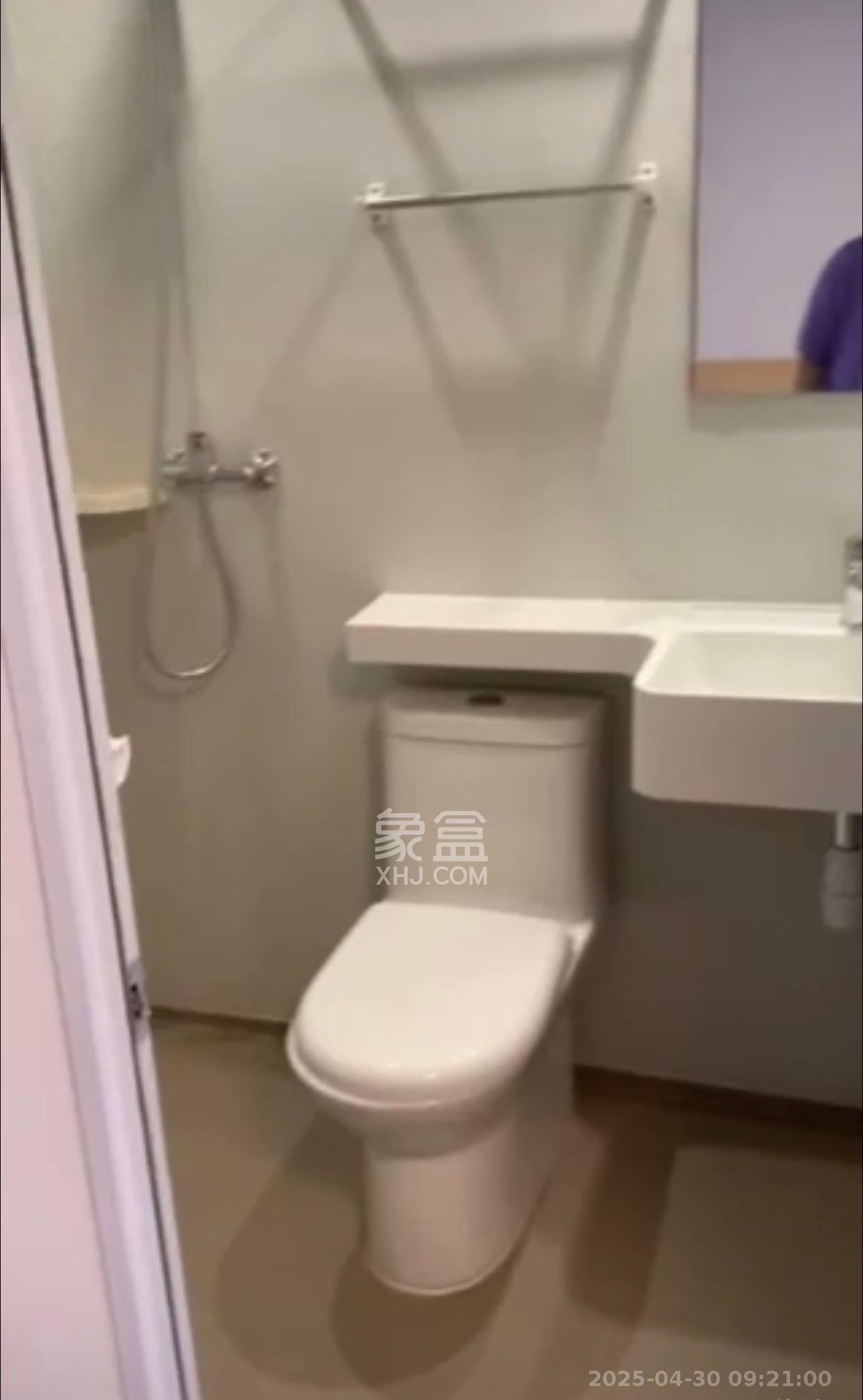 岳北社区 1室1厅1卫 1500.0元/月 岳北社区 1室1厅1卫 1500.0元/月室内图