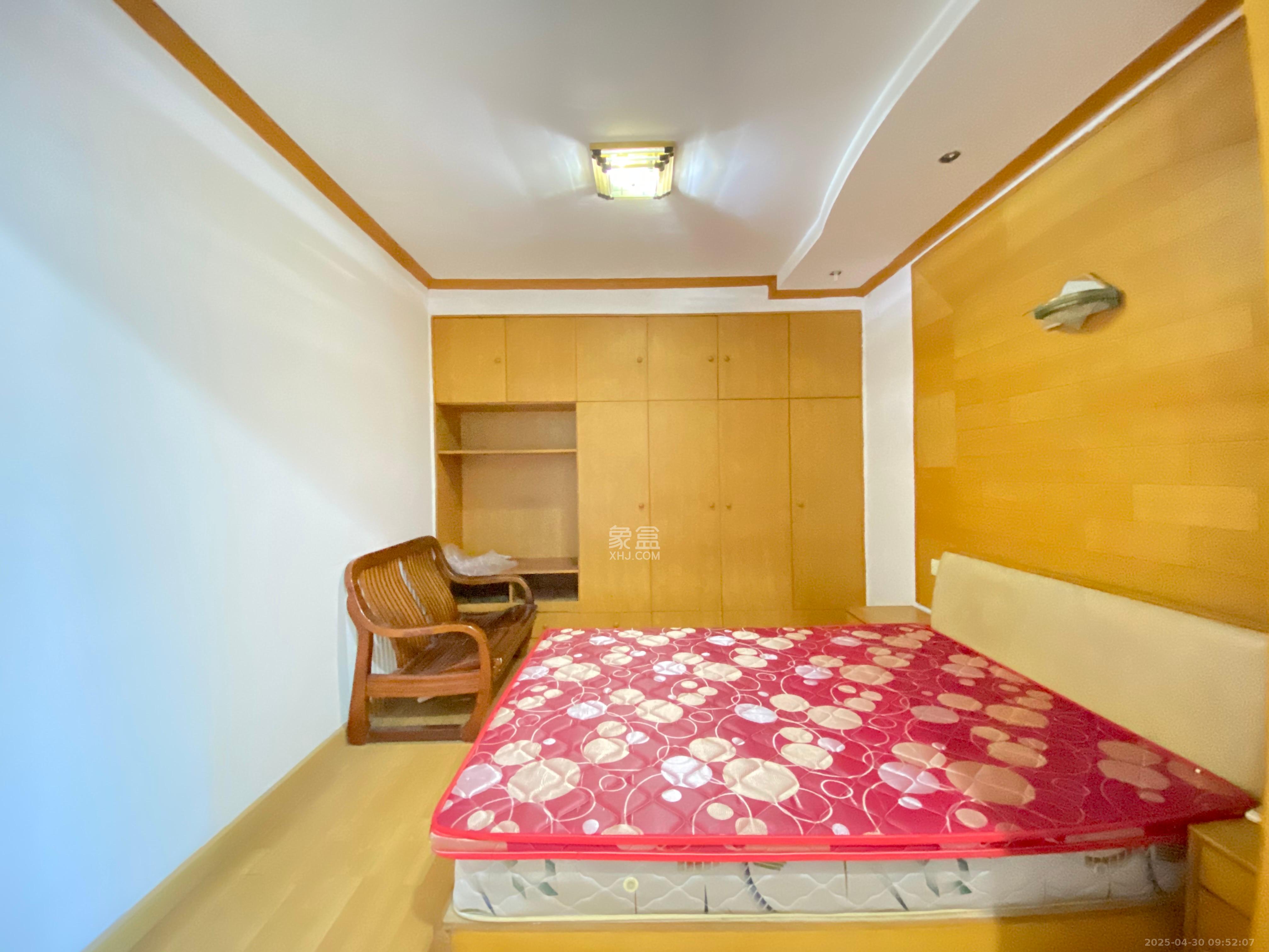 富雅坪社区(红墙巷) 3室2厅1卫 2000.0元/月 富雅坪社区(红墙巷) 3室2厅1卫 2000.0元/月室内图