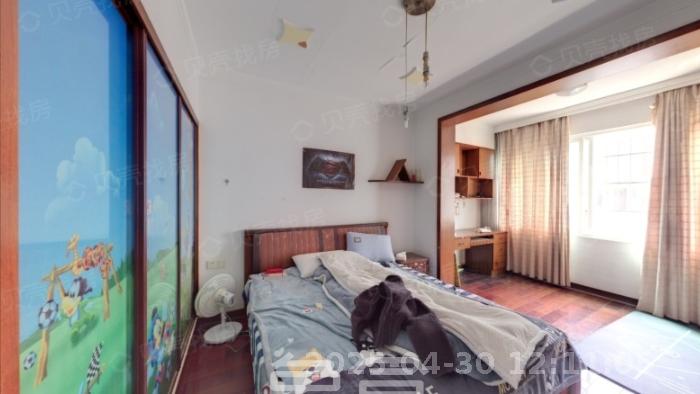 鑫天佳园 3室2厅1卫 2450.0元/月 鑫天佳园 3室2厅1卫 2450.0元/月室内图