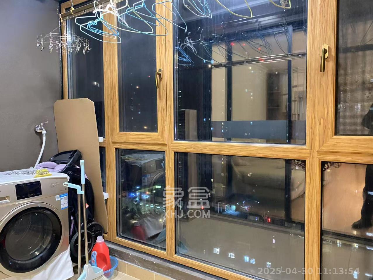 万科魅力之城  3室2厅2卫    2600.0元/月 万科魅力之城  3室2厅2卫    2600.0元/月室内图