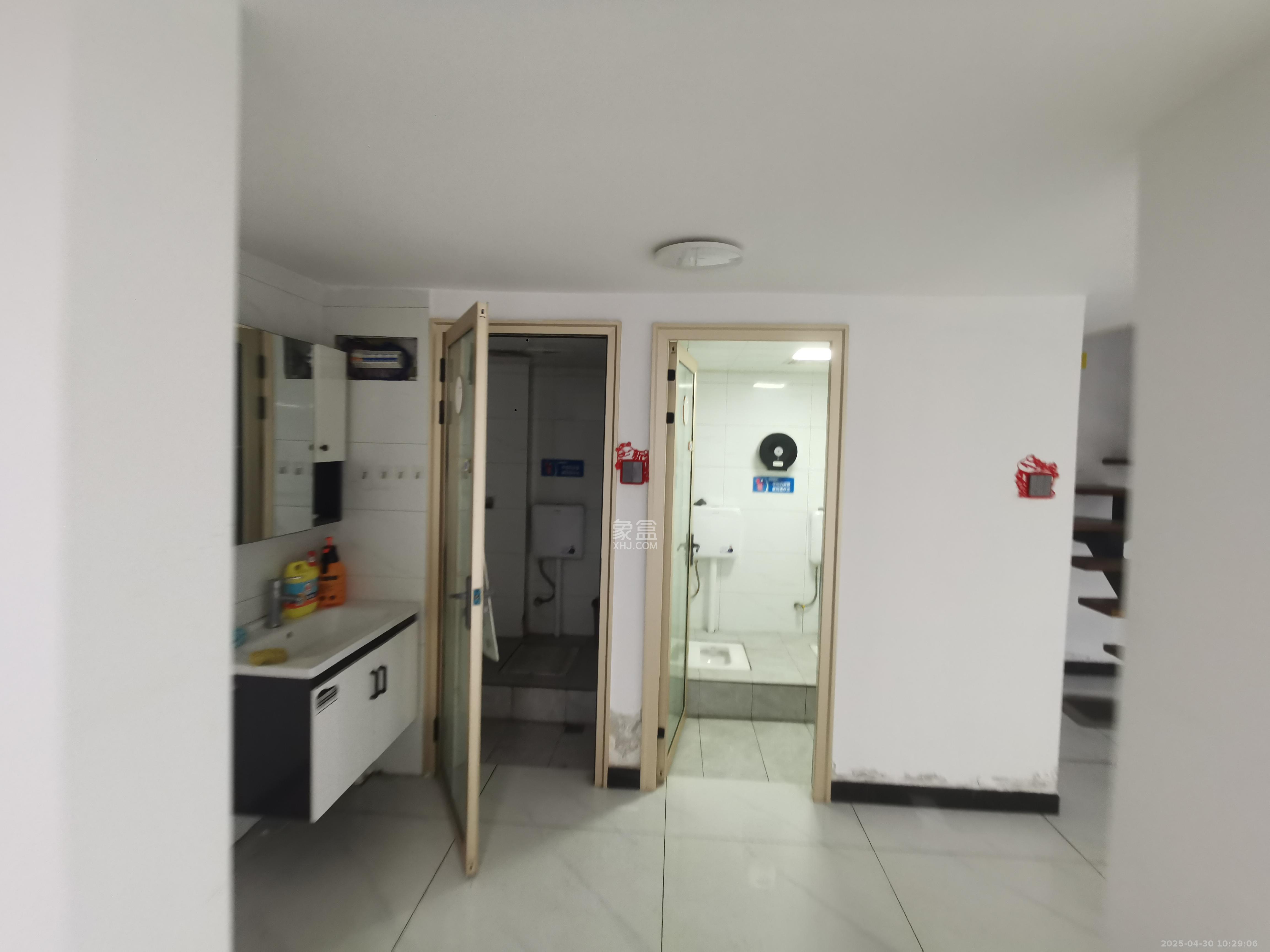 建发央玺(建发泱玺雅苑) 1室1厅1卫 1600.0元/月 建发央玺(建发泱玺雅苑) 1室1厅1卫 1600.0元/月室内图