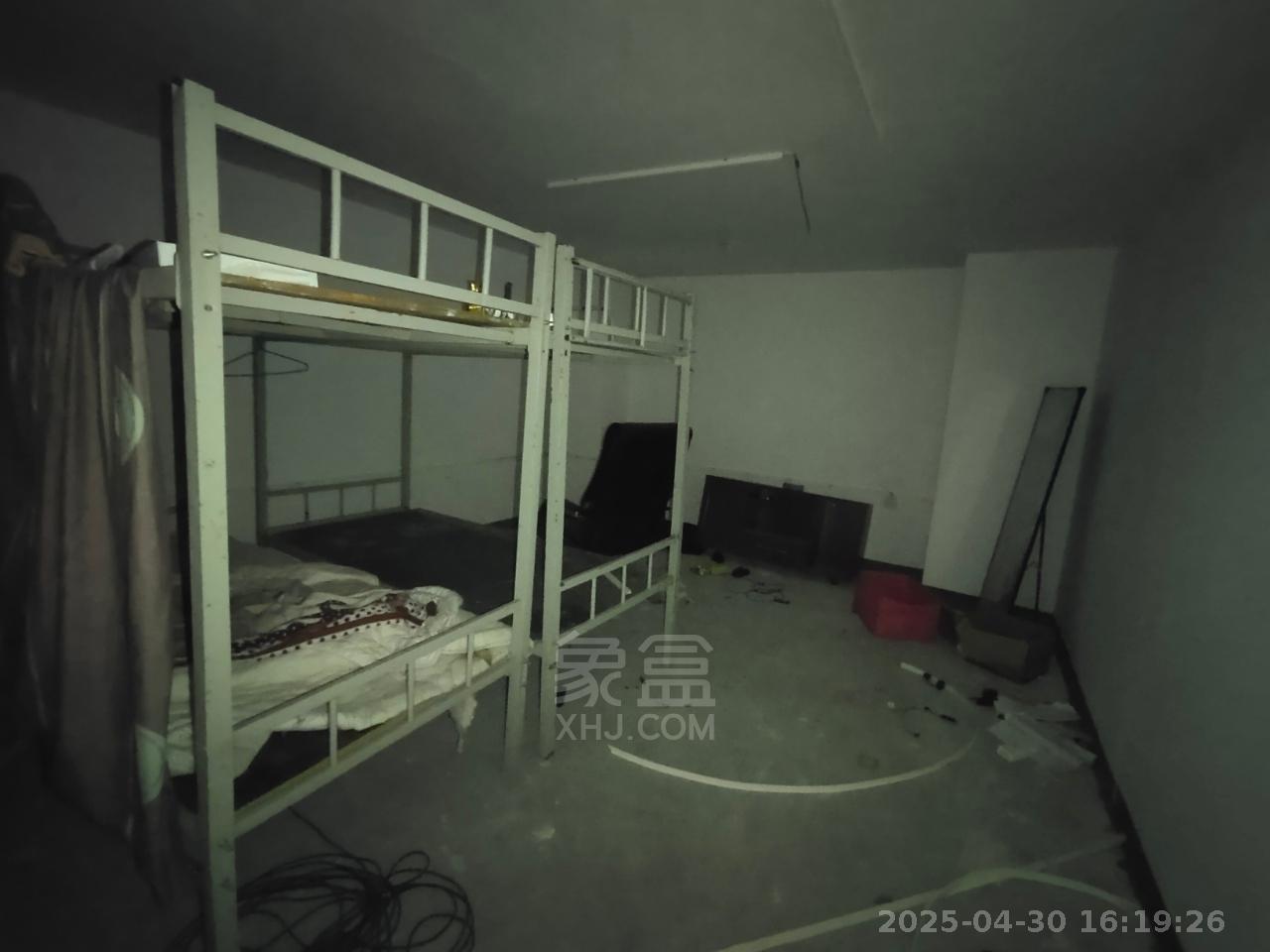 碧桂园江山一品 3室2厅2卫 1500.0元/月 碧桂园江山一品 3室2厅2卫 1500.0元/月室内图