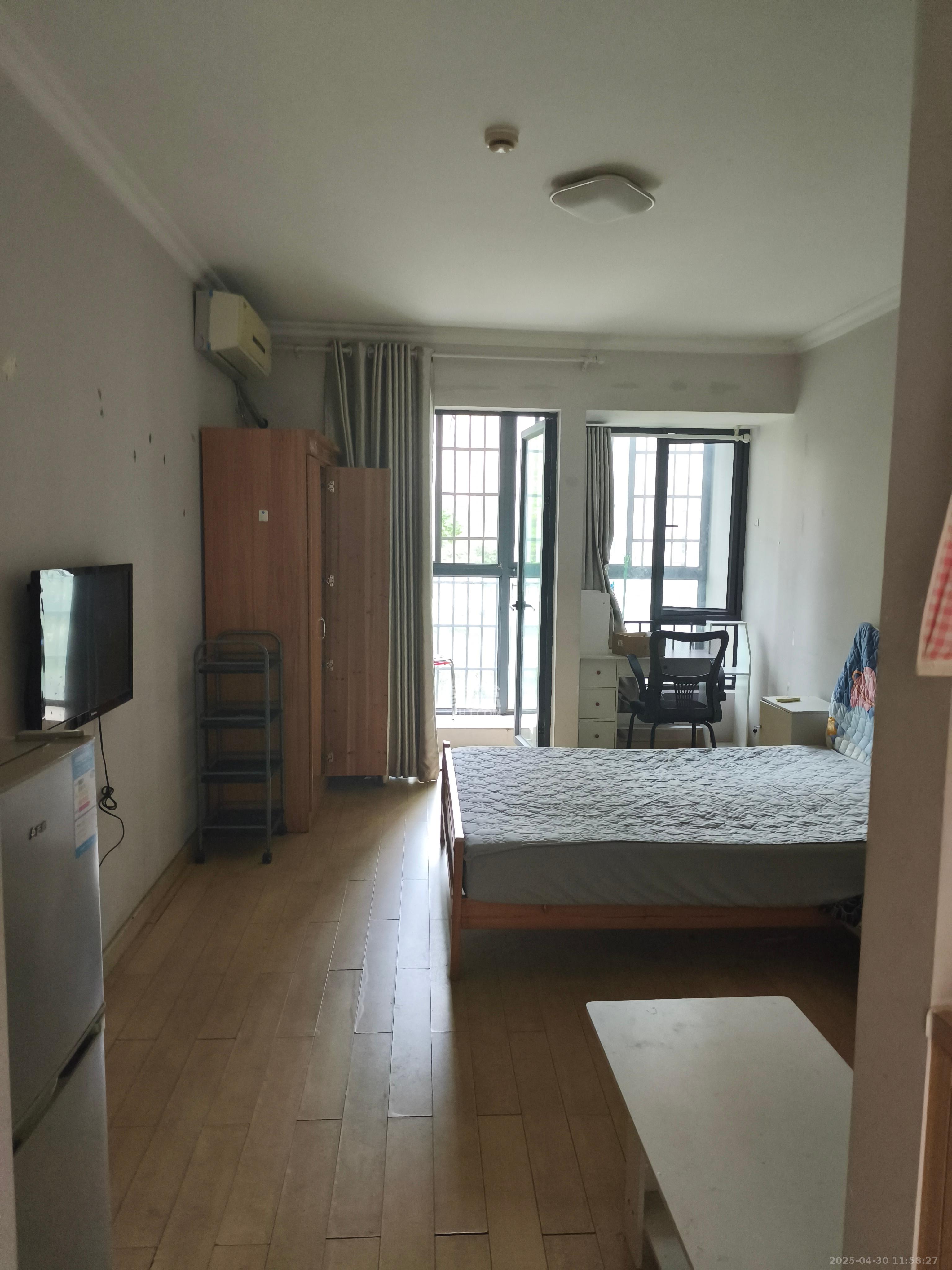 万科城市花园 1室1厅0卫 1300.0元/月 万科城市花园 1室1厅0卫 1300.0元/月室内图