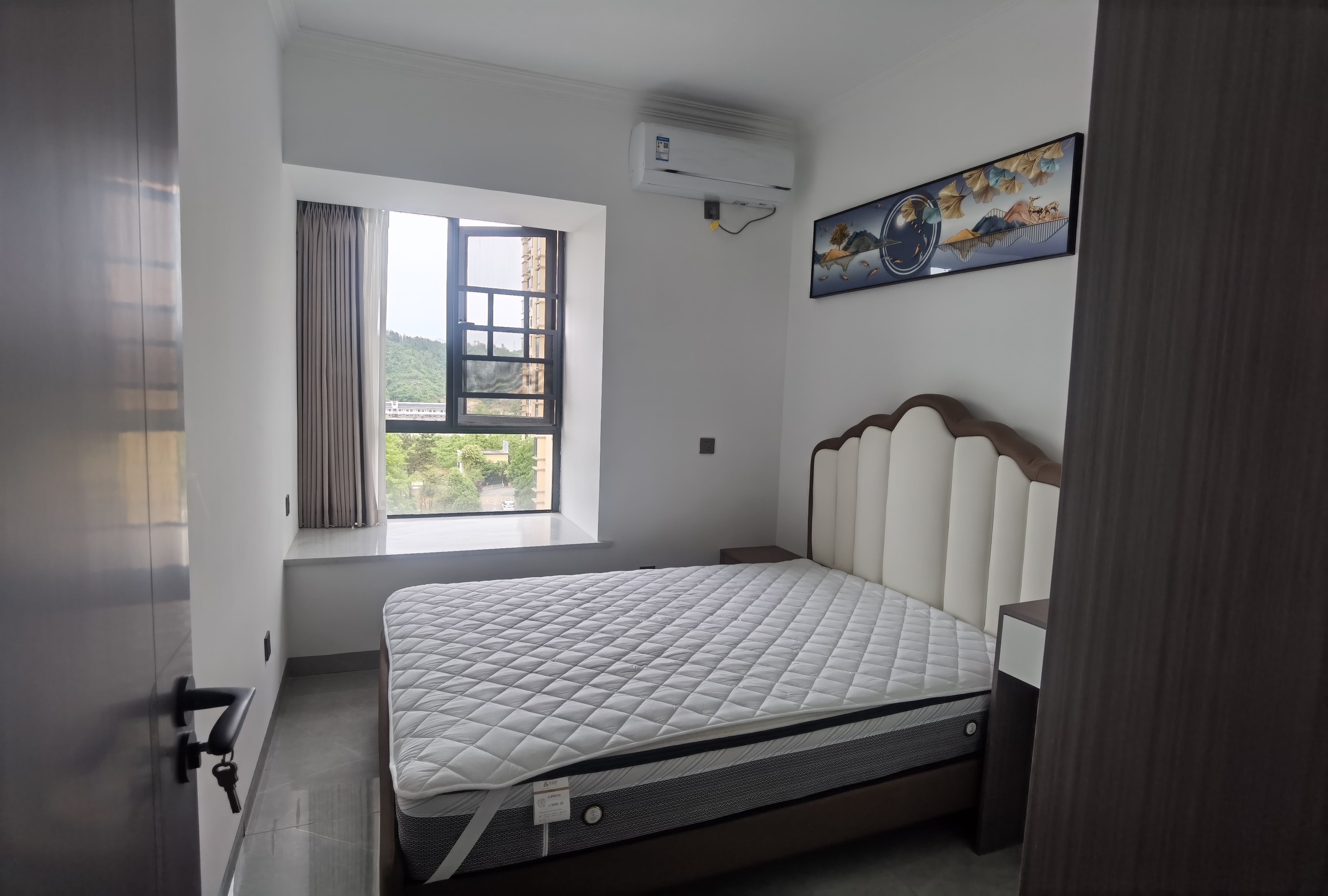 天门壹号 4室2厅2卫 2500.0元/月 天门壹号 4室2厅2卫 2500.0元/月室内图