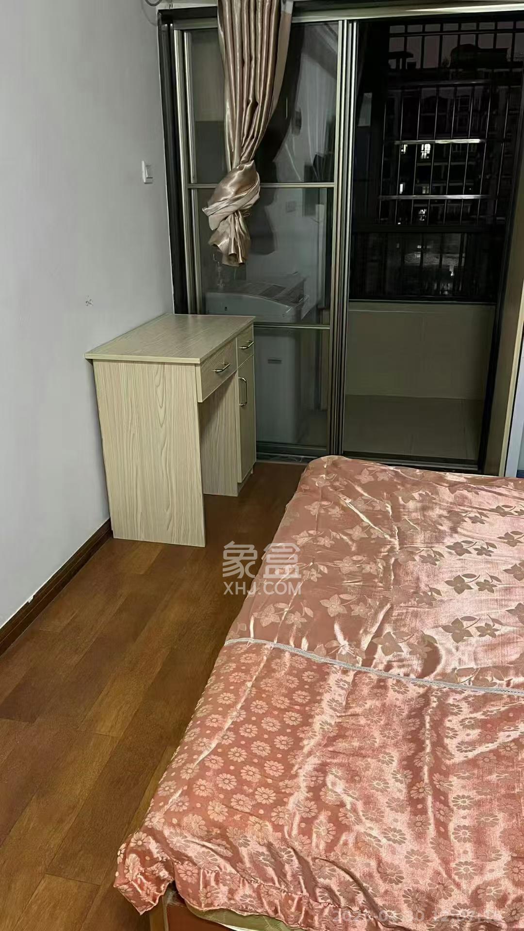 长盛上东区 1室1厅1卫 1600.0元/月 长盛上东区 1室1厅1卫 1600.0元/月室内图