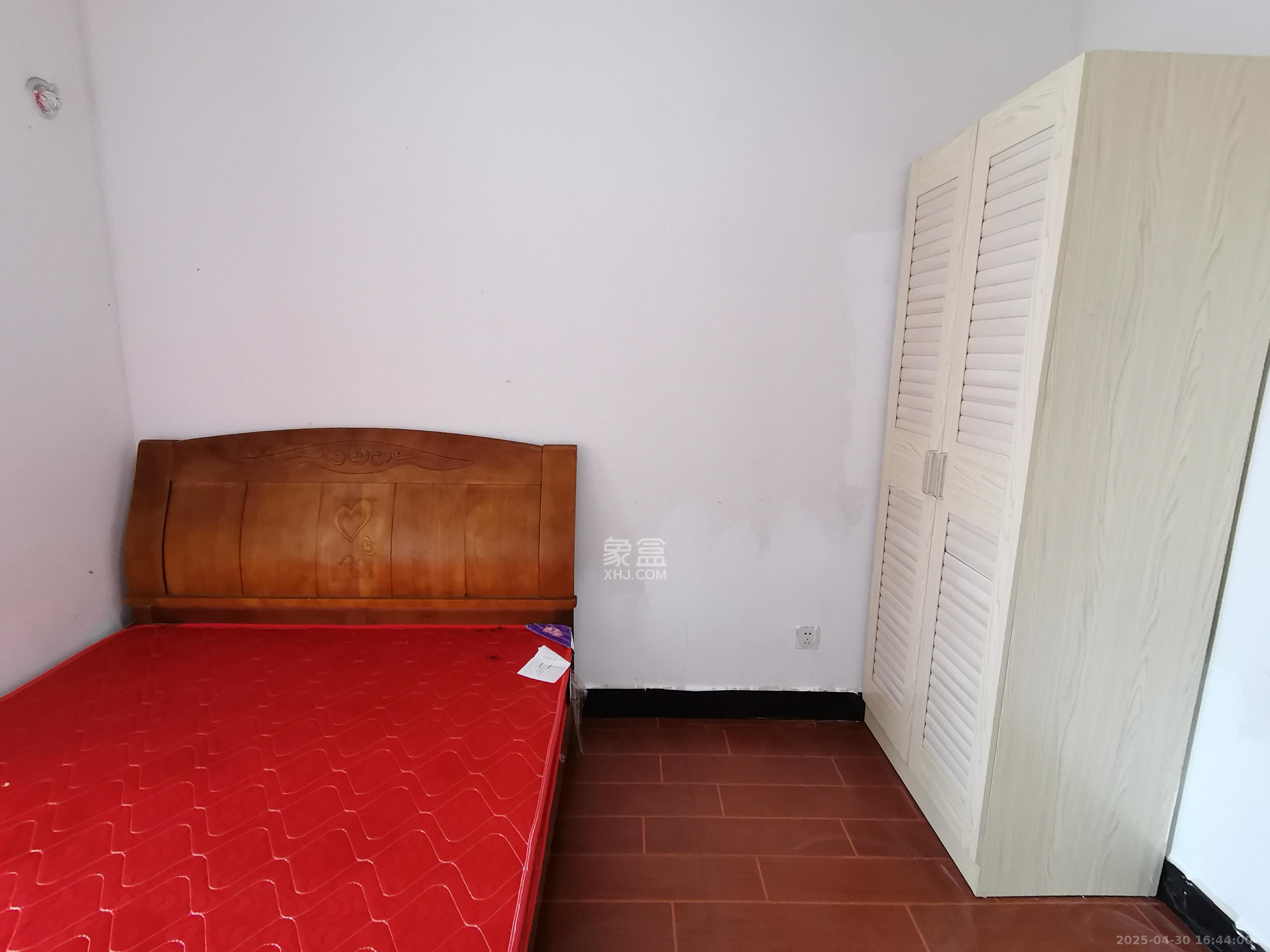 名家翡翠花园 3室2厅1卫 1700.0元/月 名家翡翠花园 3室2厅1卫 1700.0元/月室内图