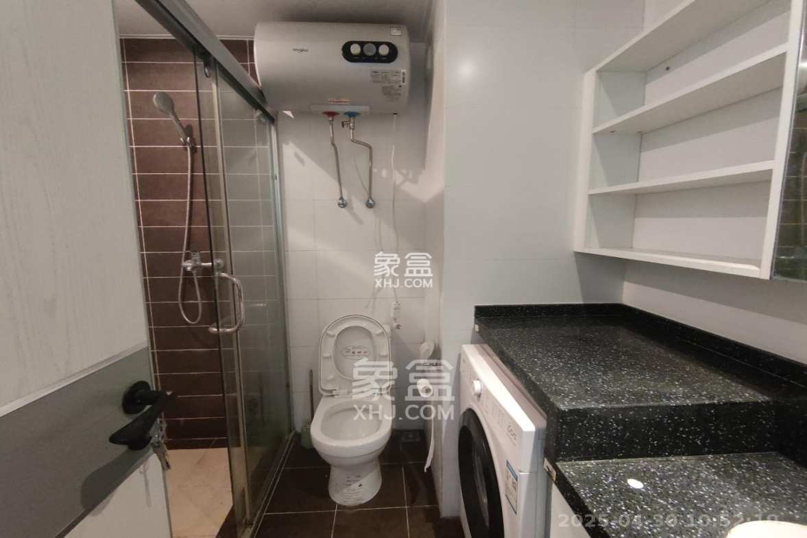 江山帝景哈佛  1室1厅1卫    1400.0元/月 江山帝景哈佛  1室1厅1卫    1400.0元/月室内图