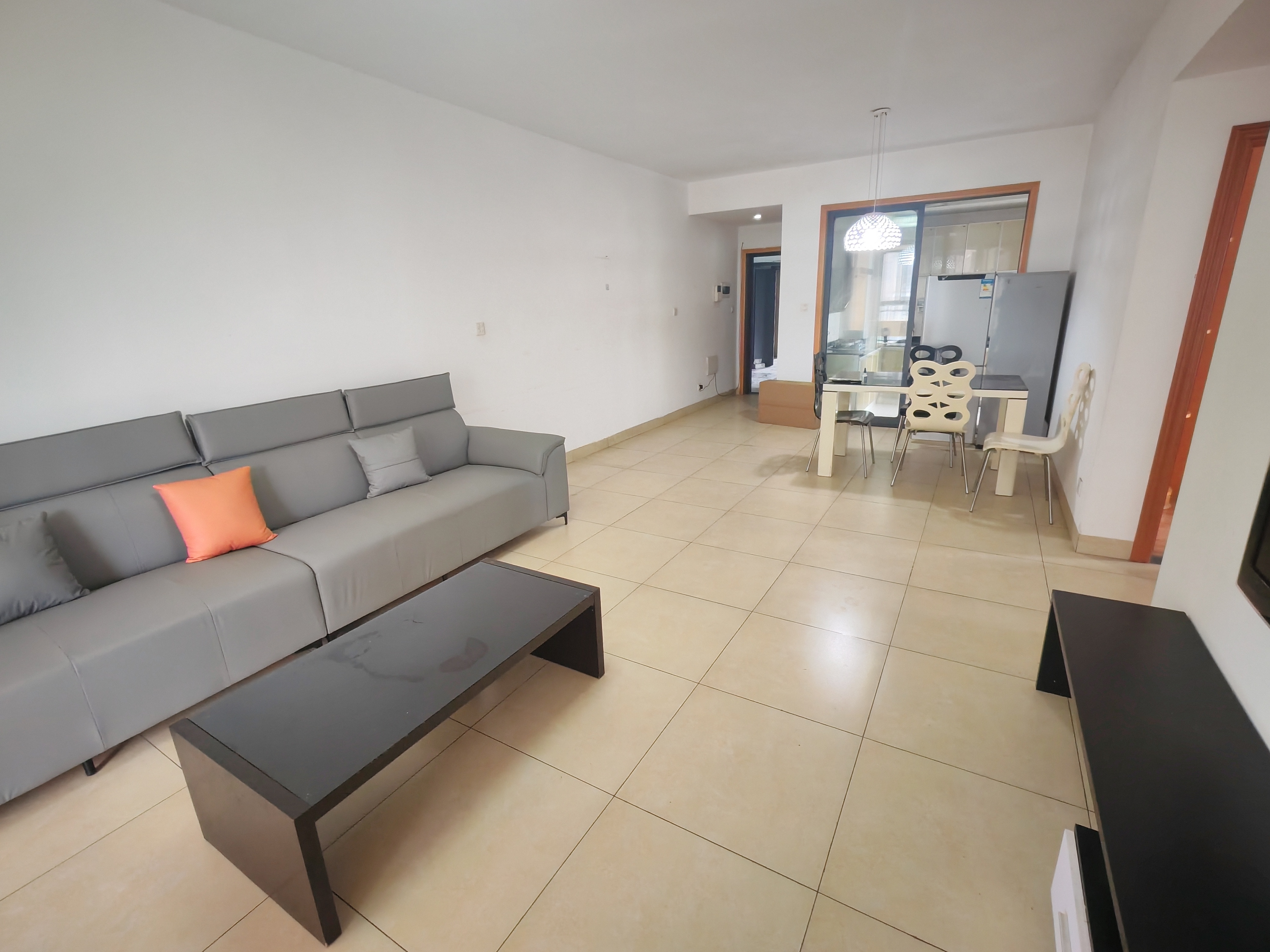 尚书房 2室2厅1卫 1800.0元/月 尚书房 2室2厅1卫 1800.0元/月室内图