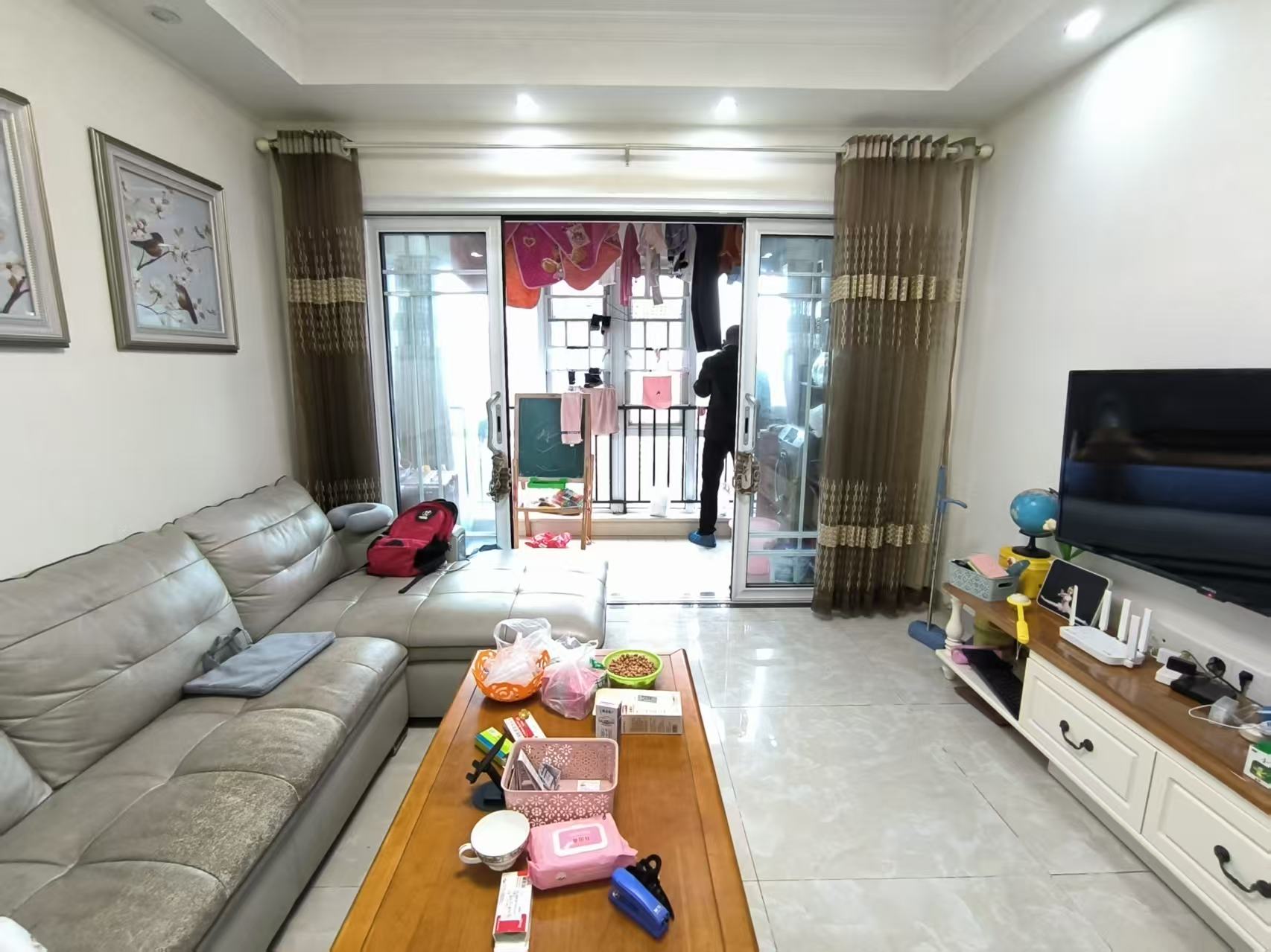 美的城三期 3室2厅2卫 53.0万 美的城三期 3室2厅2卫 53.0万室内图