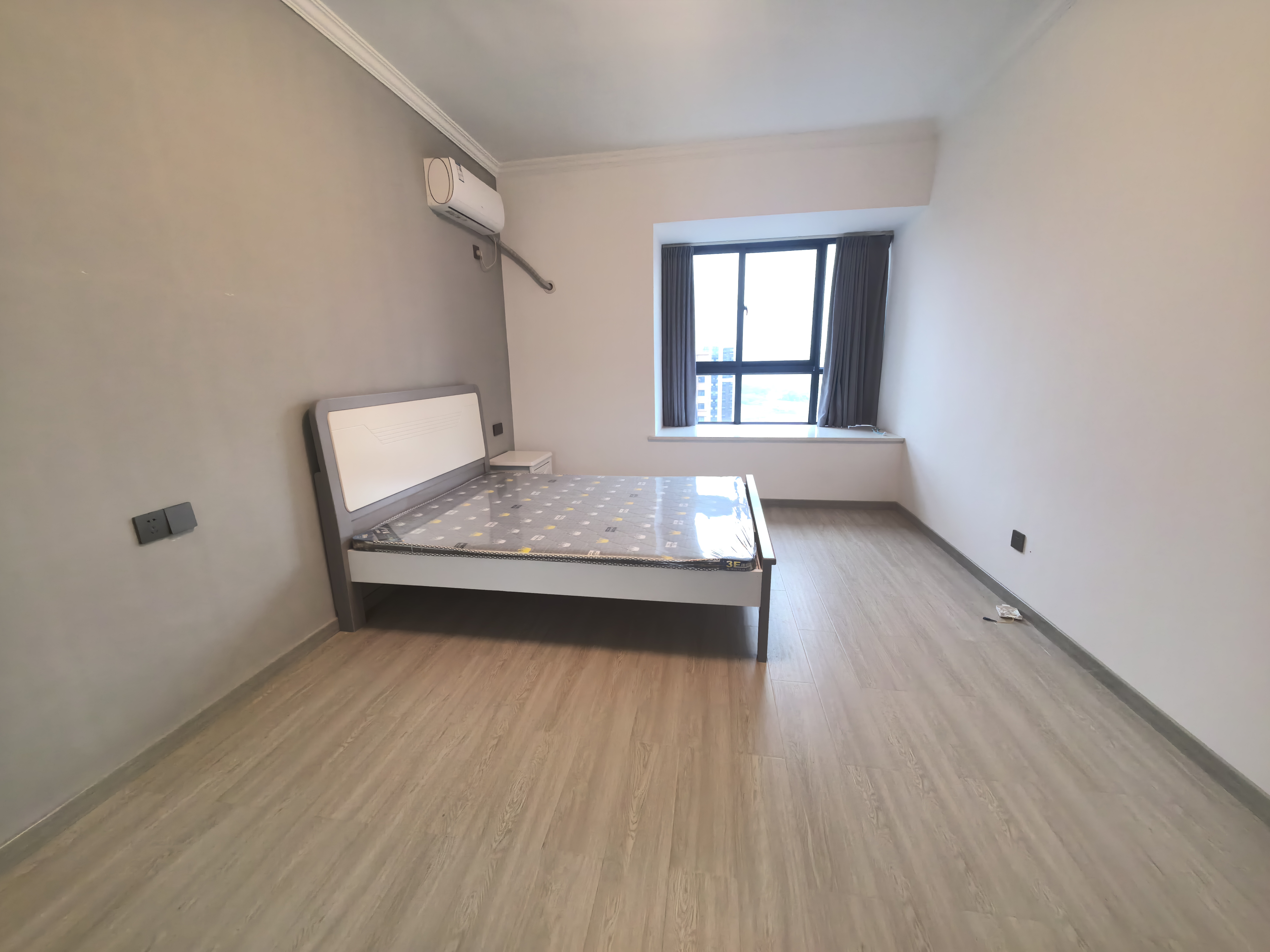 学府时代 3室2厅2卫 73.8万 学府时代 3室2厅2卫 73.8万室内图