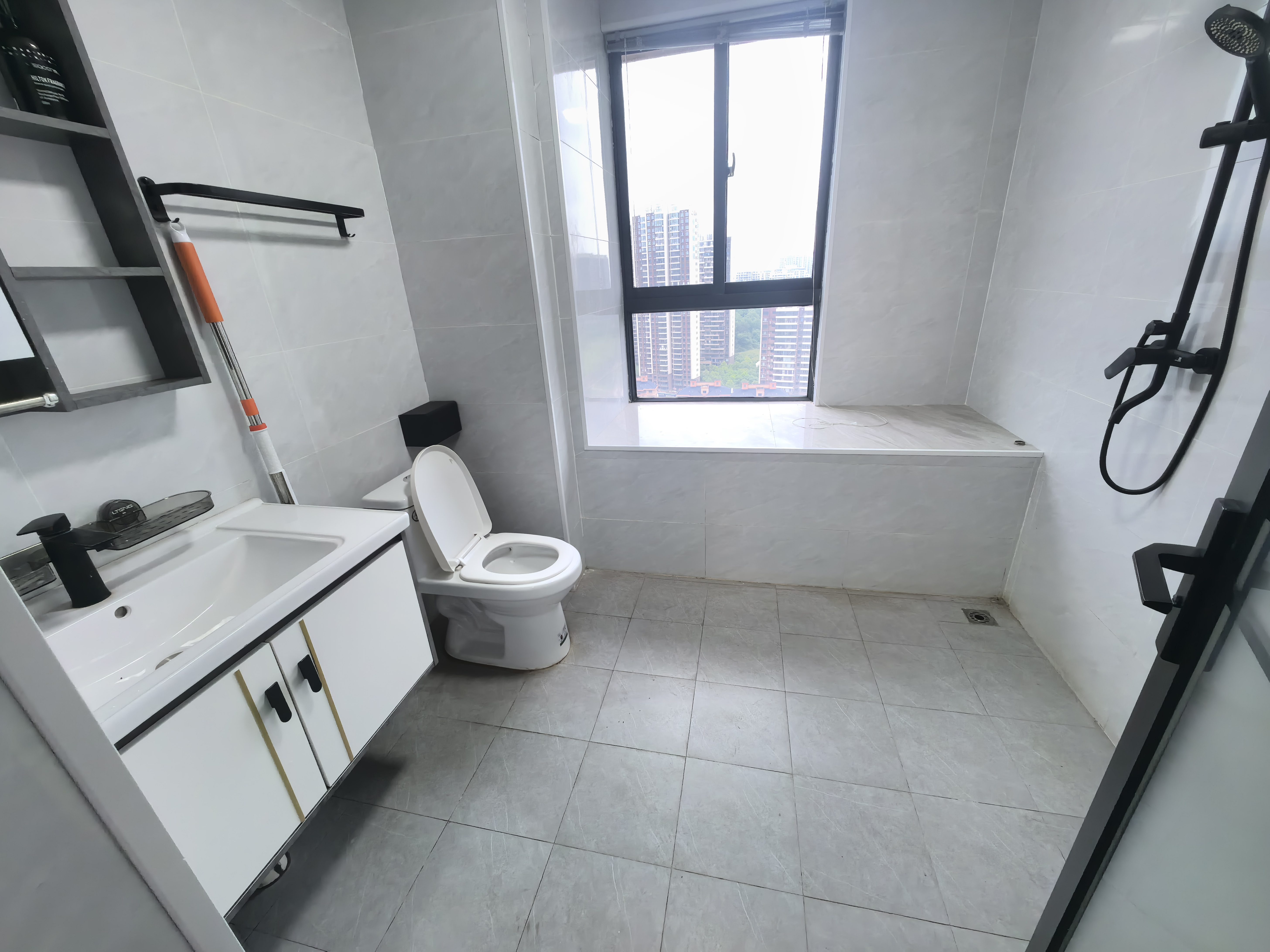 学府时代 3室2厅2卫 73.8万 学府时代 3室2厅2卫 73.8万室内图