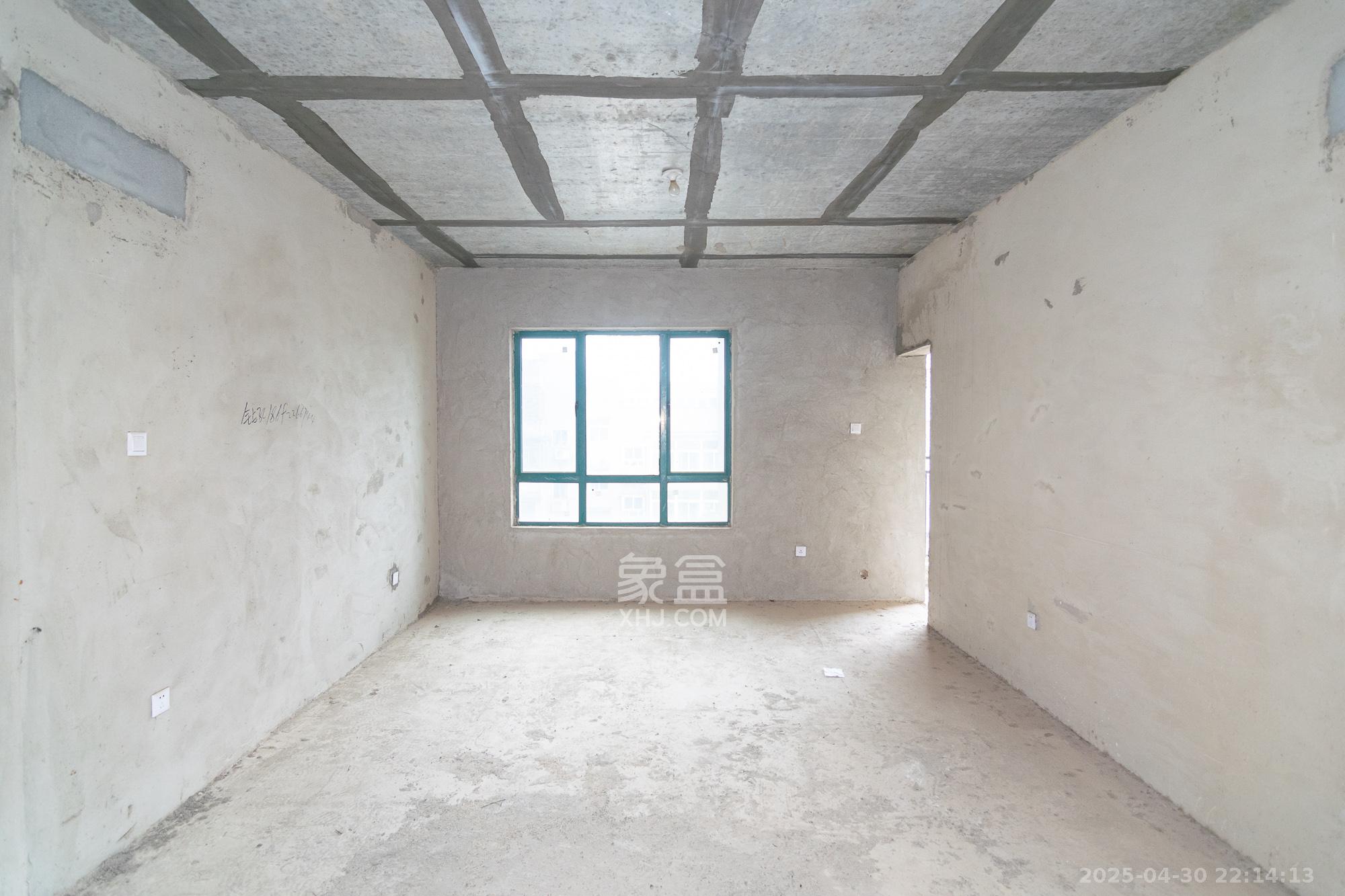 才子城  4室2厅2卫    58.0万 才子城  4室2厅2卫    58.0万客厅