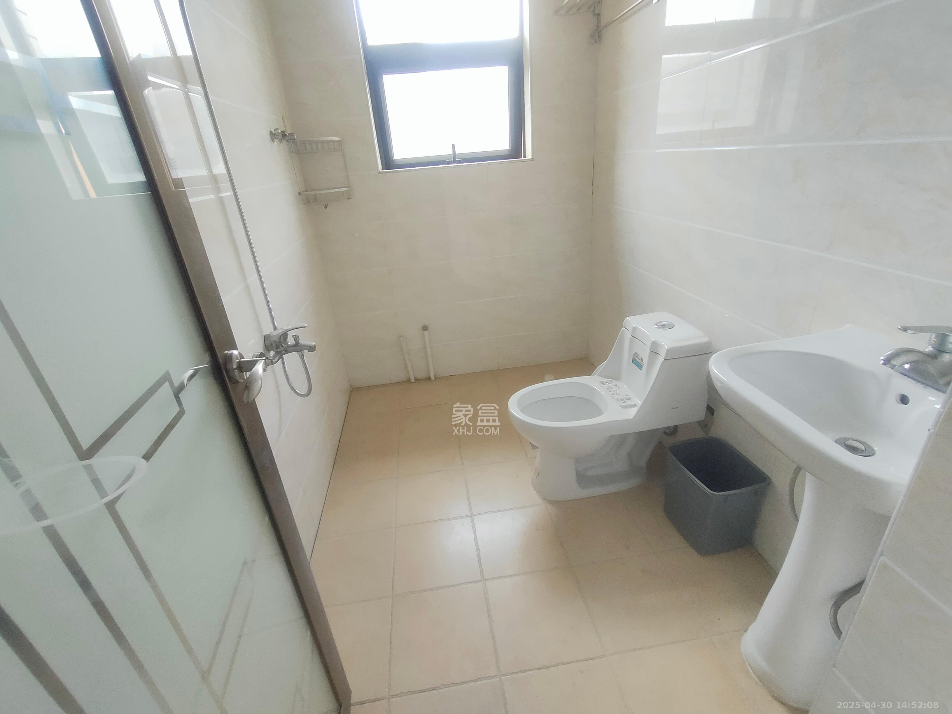 凯通国际城(凯通朝庭)  2室2厅2卫    2500.0元/月 凯通国际城(凯通朝庭)  2室2厅2卫    2500.0元/月室内图