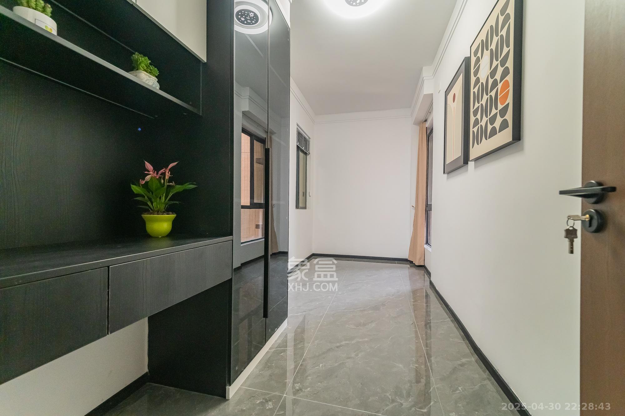 深业睿城  5室2厅2卫    112.8万 深业睿城  5室2厅2卫    112.8万卧室