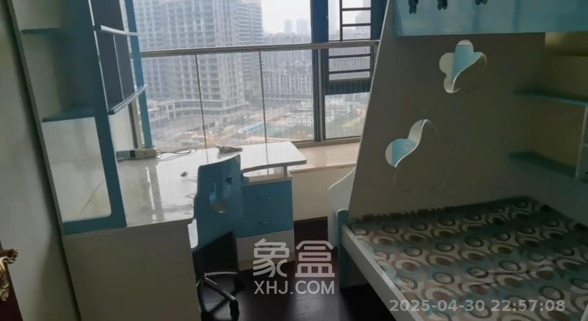 恒大绿洲  3室2厅2卫   2600.00元/月室内图