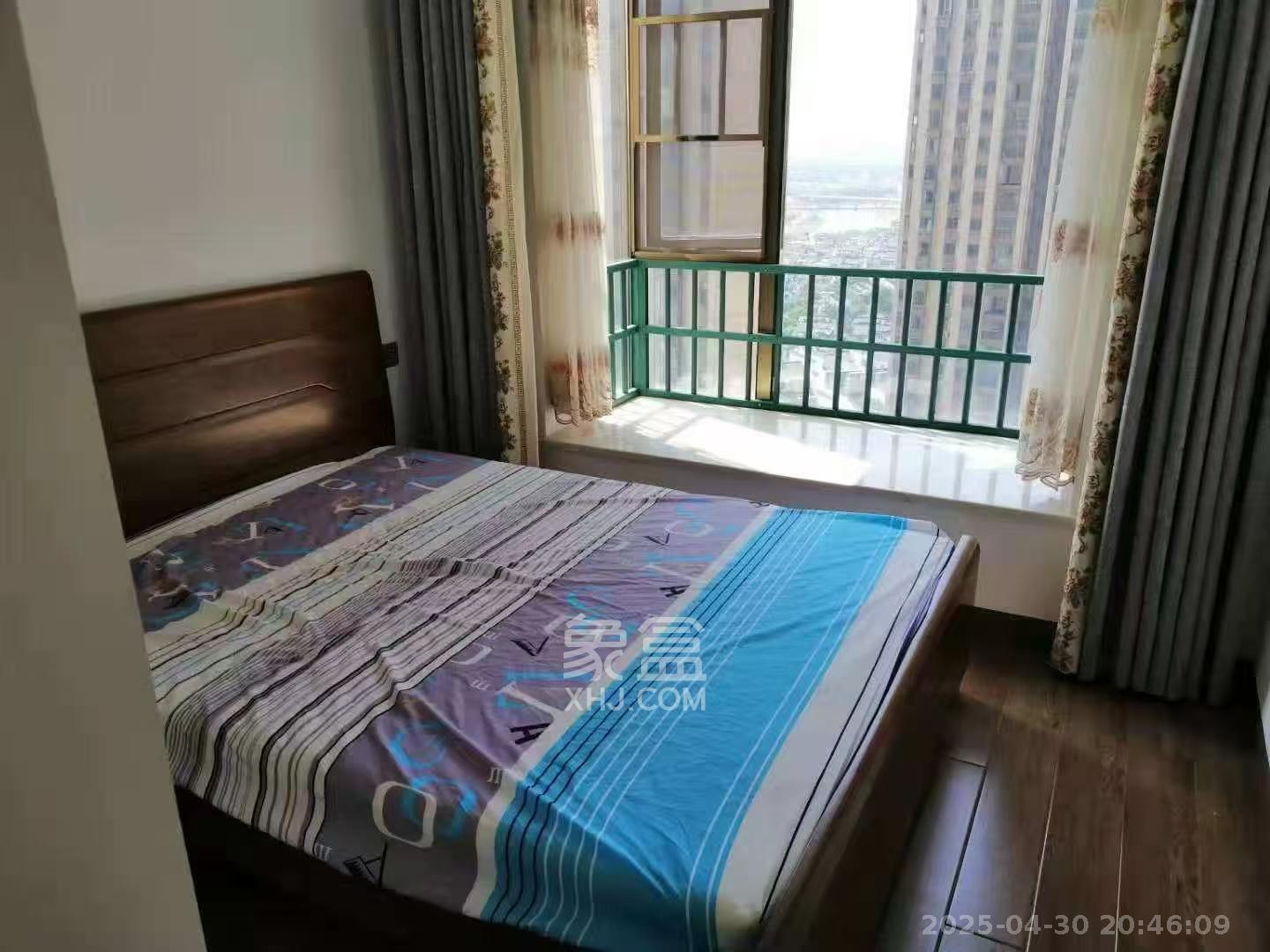 江山帝景雅典  3室2厅2卫   3100.00元/月室内图