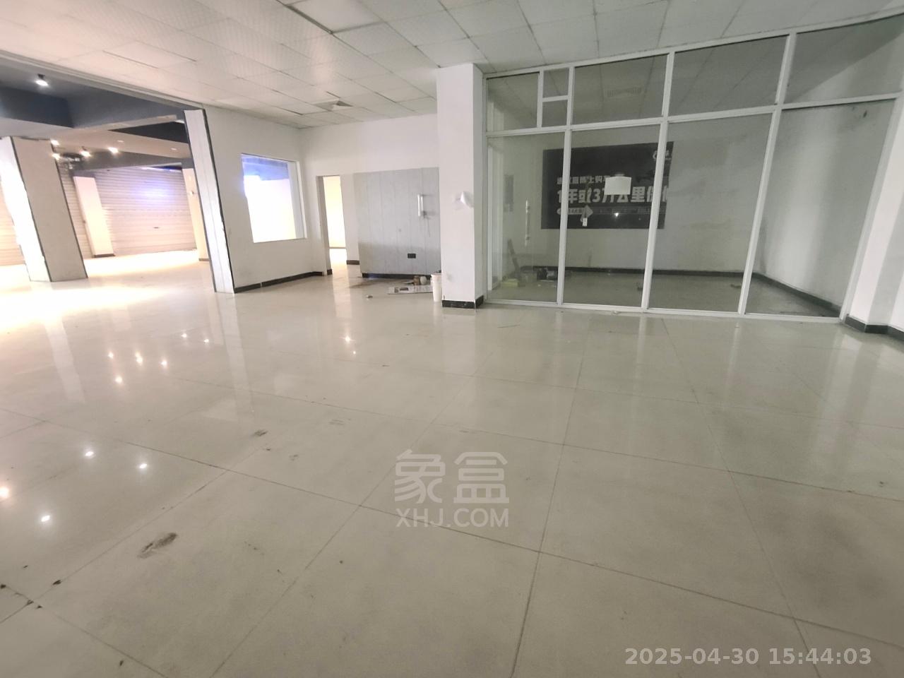 锦云综合楼  8室4厅4卫   11000.00元/月室内图