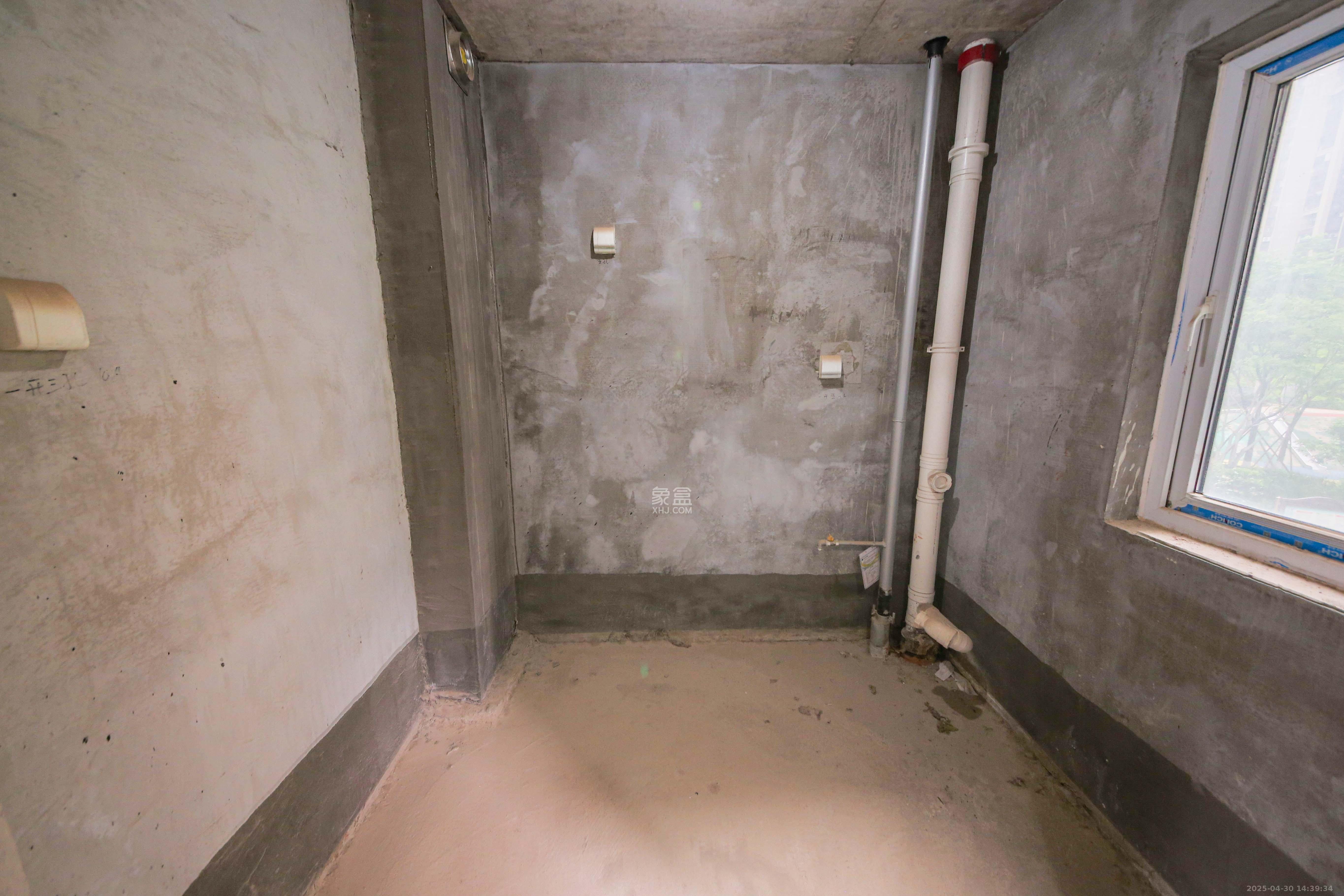 克拉美丽山庄（晟领国际）  4室2厅2卫    105.0万厨房