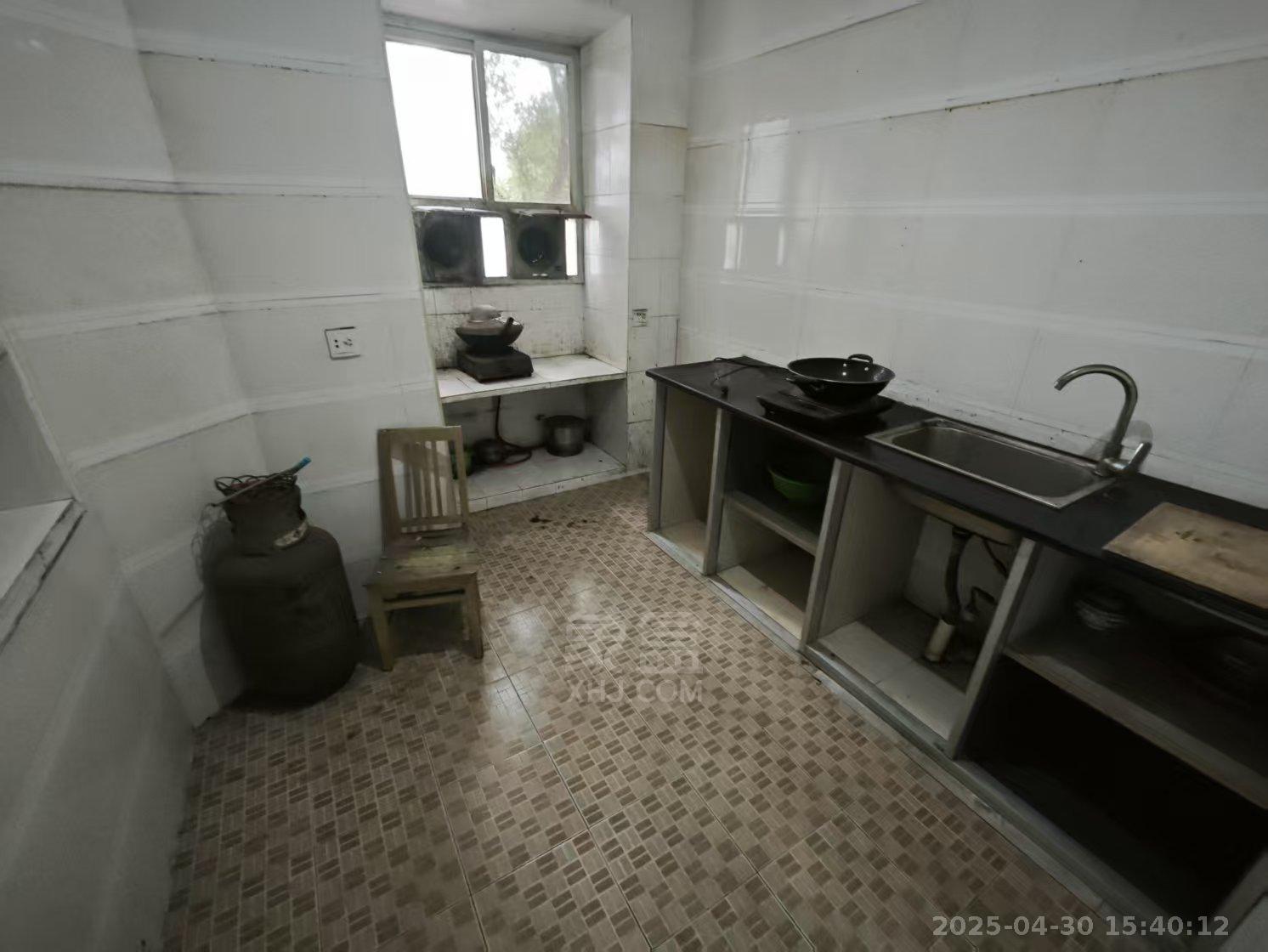 起重西部 2室1厅1卫 800.0元/月 起重西部 2室1厅1卫 800.0元/月室内图