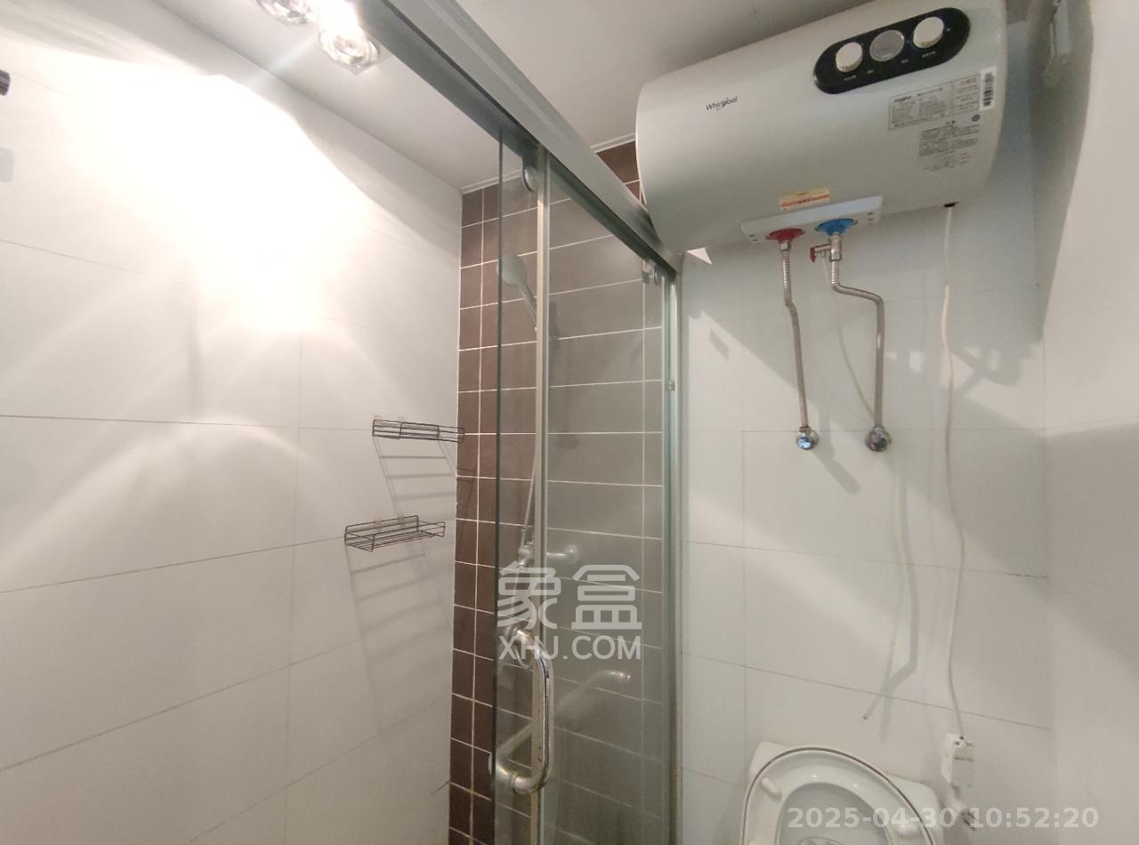 江山帝景哈佛  1室1厅1卫    1400.0元/月 江山帝景哈佛  1室1厅1卫    1400.0元/月室内图