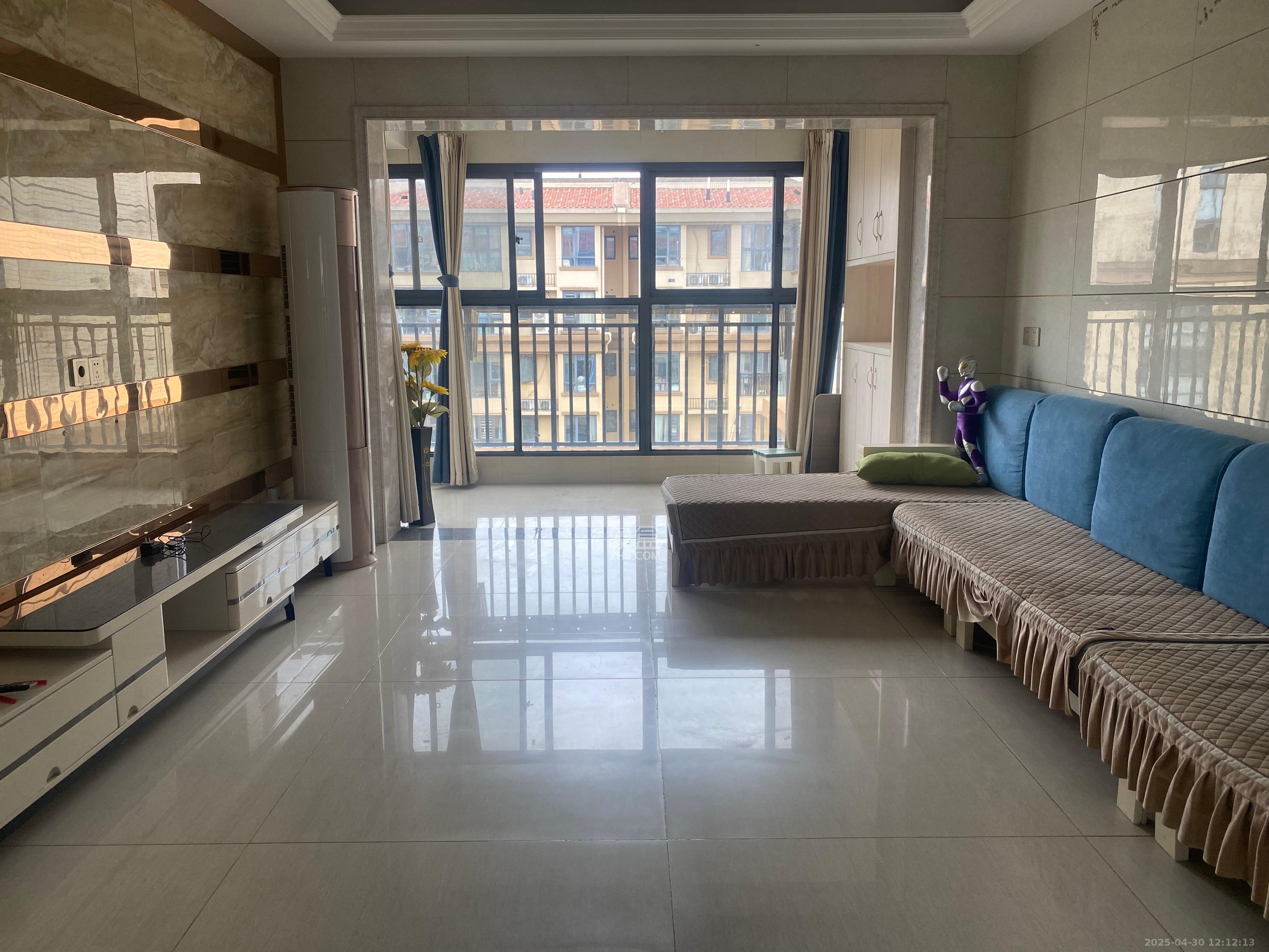 中建芙蓉嘉苑 4室2厅2卫 2300.0元/月 中建芙蓉嘉苑 4室2厅2卫 2300.0元/月室内图