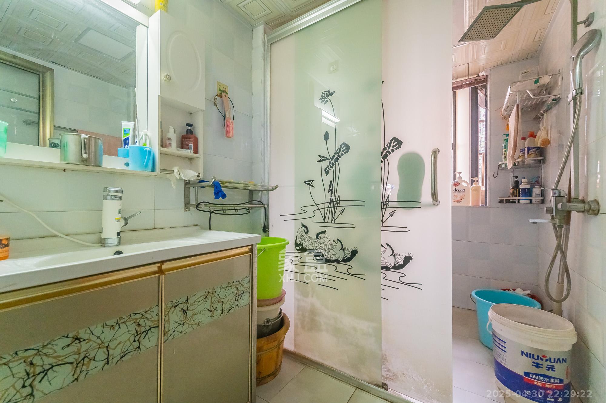 深业睿城 4室2厅2卫 120.8万 深业睿城 4室2厅2卫 120.8万卫生间