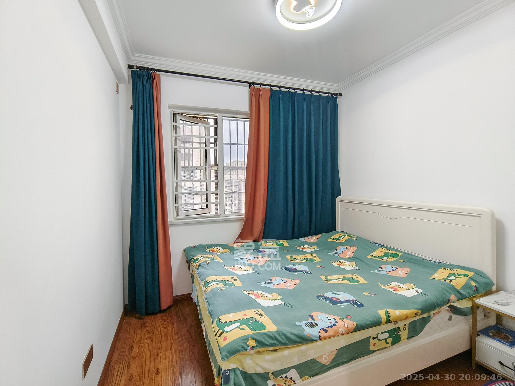 保利香槟国际 4室2厅2卫 104.8万 保利香槟国际 4室2厅2卫 104.8万卧室