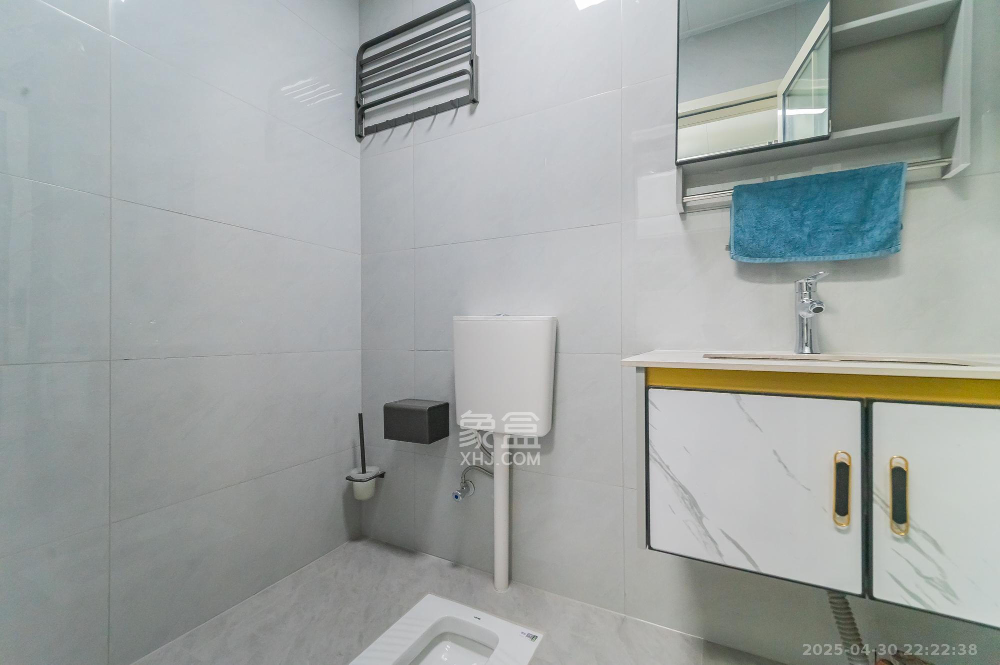 新城悦隽公园  1室0厅0卫    18.0万卫生间