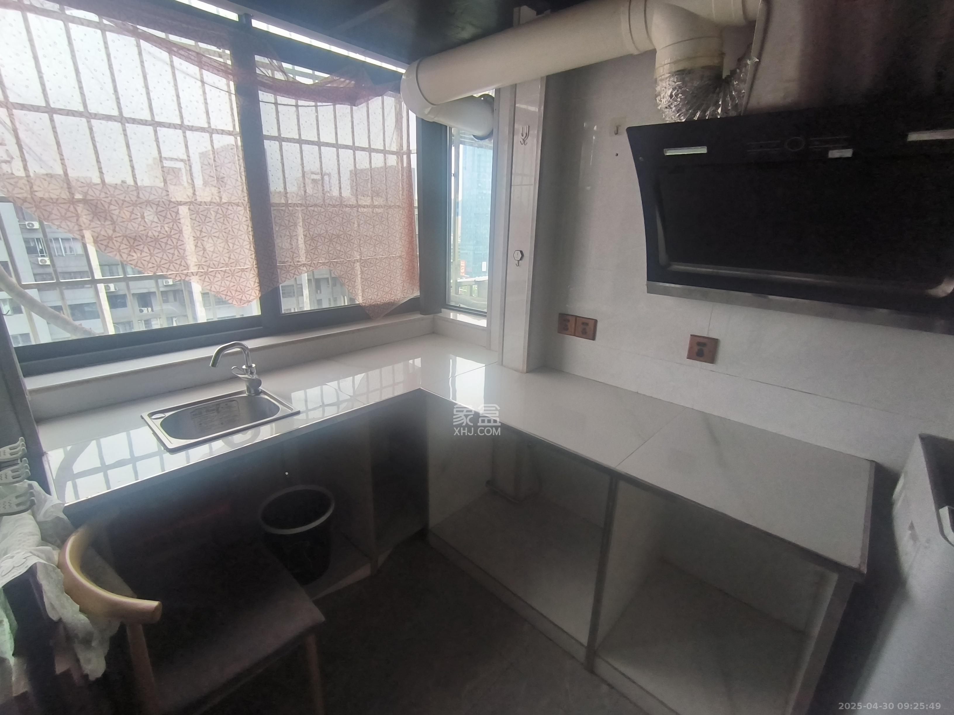 未来城科学家园 1室1厅1卫 1600.0元/月 未来城科学家园 1室1厅1卫 1600.0元/月室内图