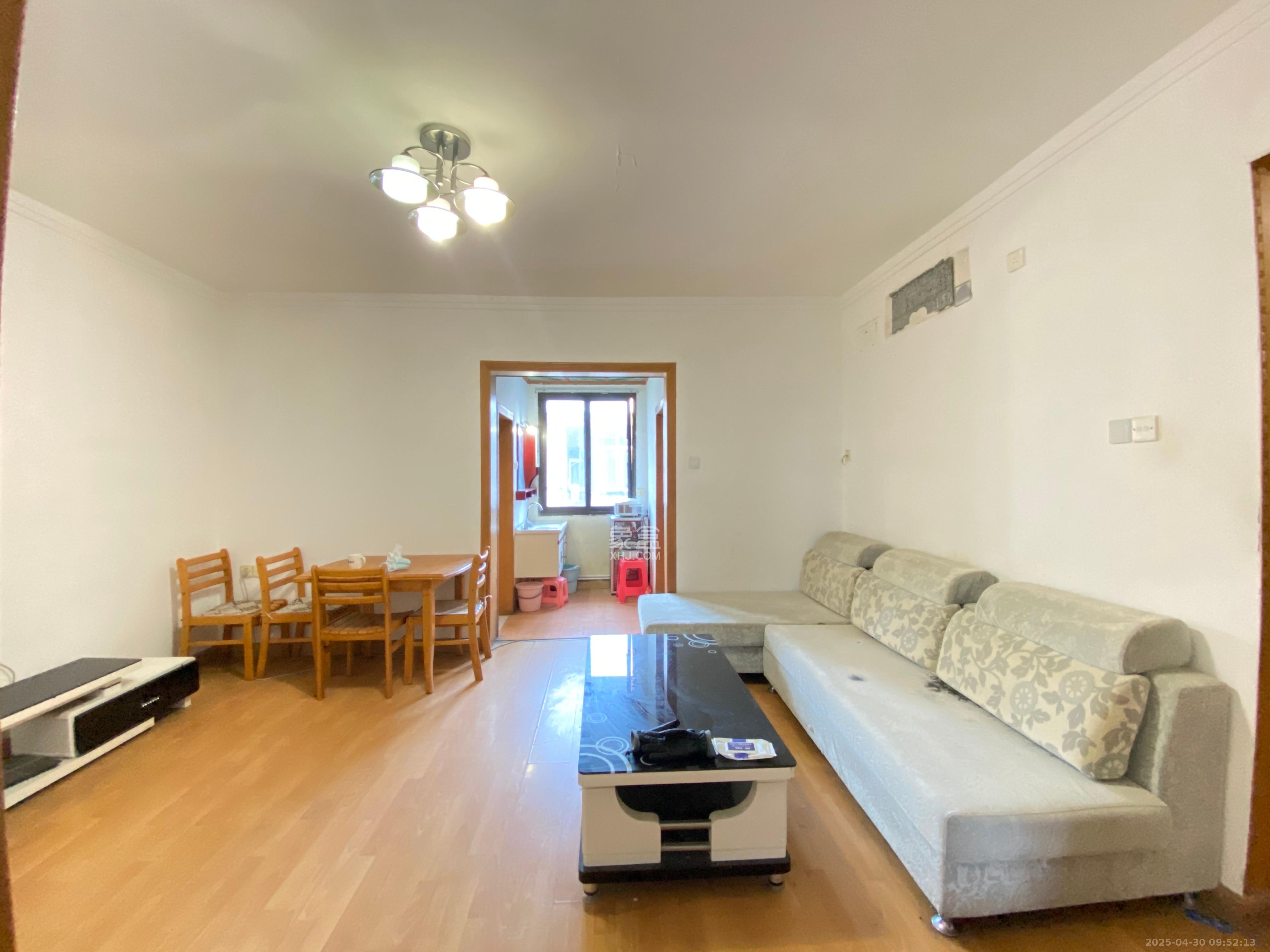 富雅坪社区(红墙巷) 3室2厅1卫 2000.0元/月 富雅坪社区(红墙巷) 3室2厅1卫 2000.0元/月室内图