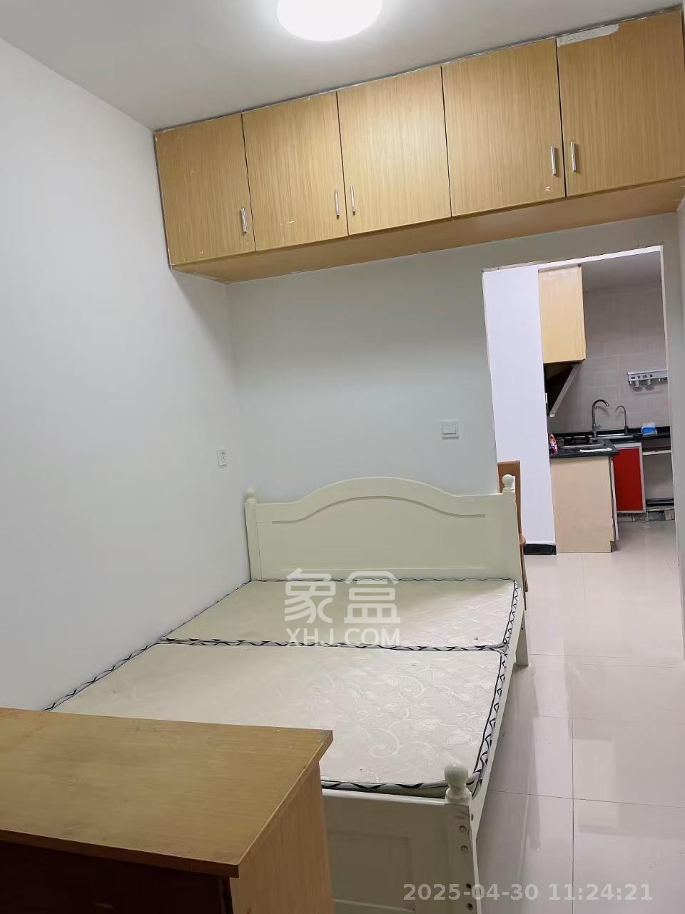 蝴蝶谷  1室1厅1卫   1050.00元/月室内图
