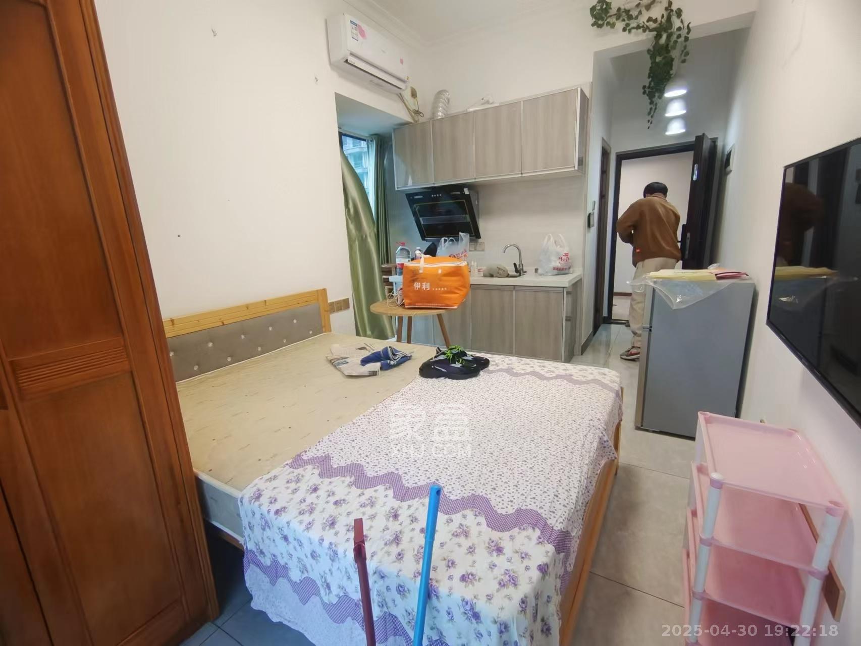 洋湖时代 1室1厅1卫 1100.0元/月 洋湖时代 1室1厅1卫 1100.0元/月室内图