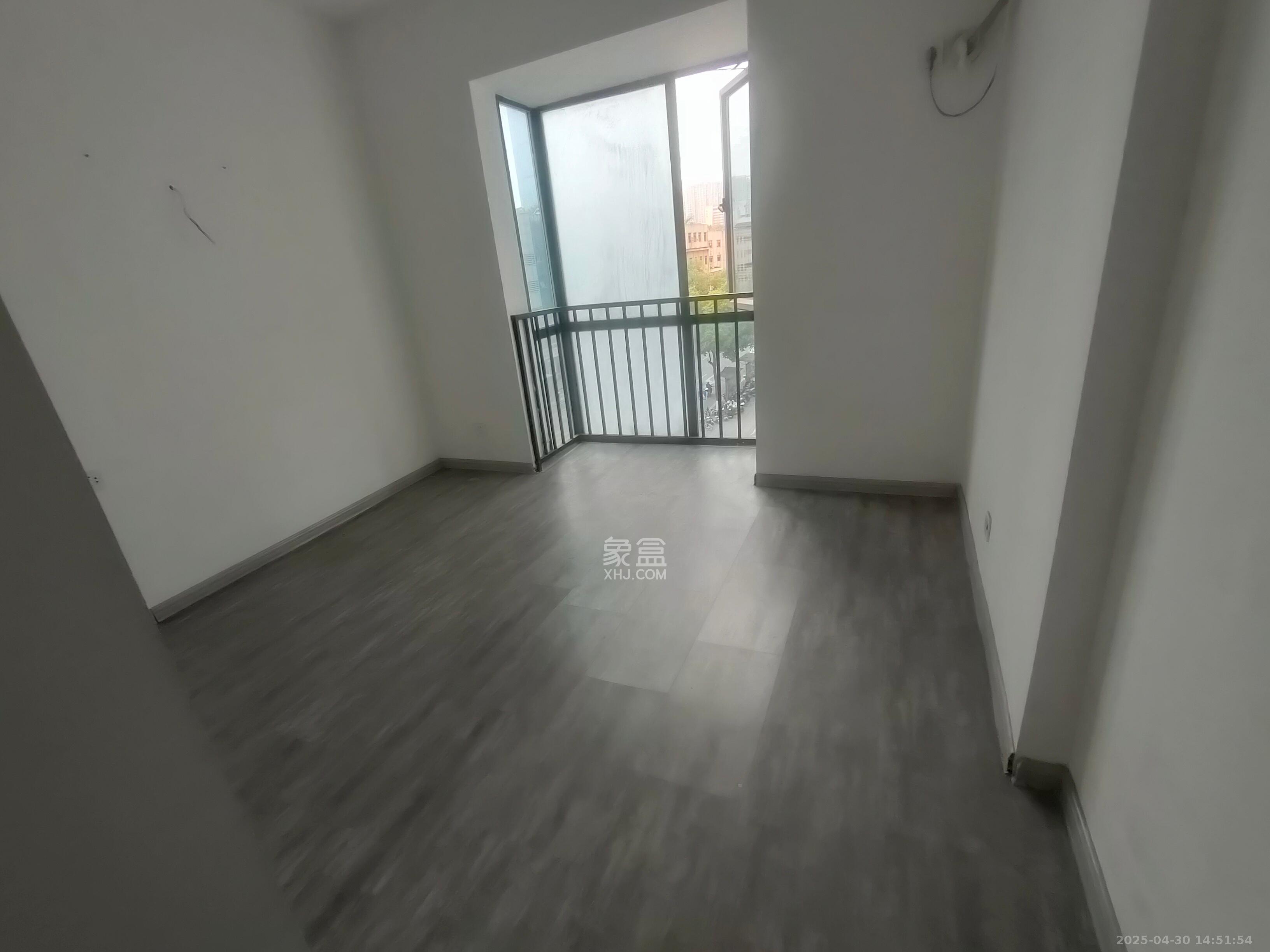 凯通国际城(凯通朝庭)  2室2厅2卫    2500.0元/月 凯通国际城(凯通朝庭)  2室2厅2卫    2500.0元/月室内图