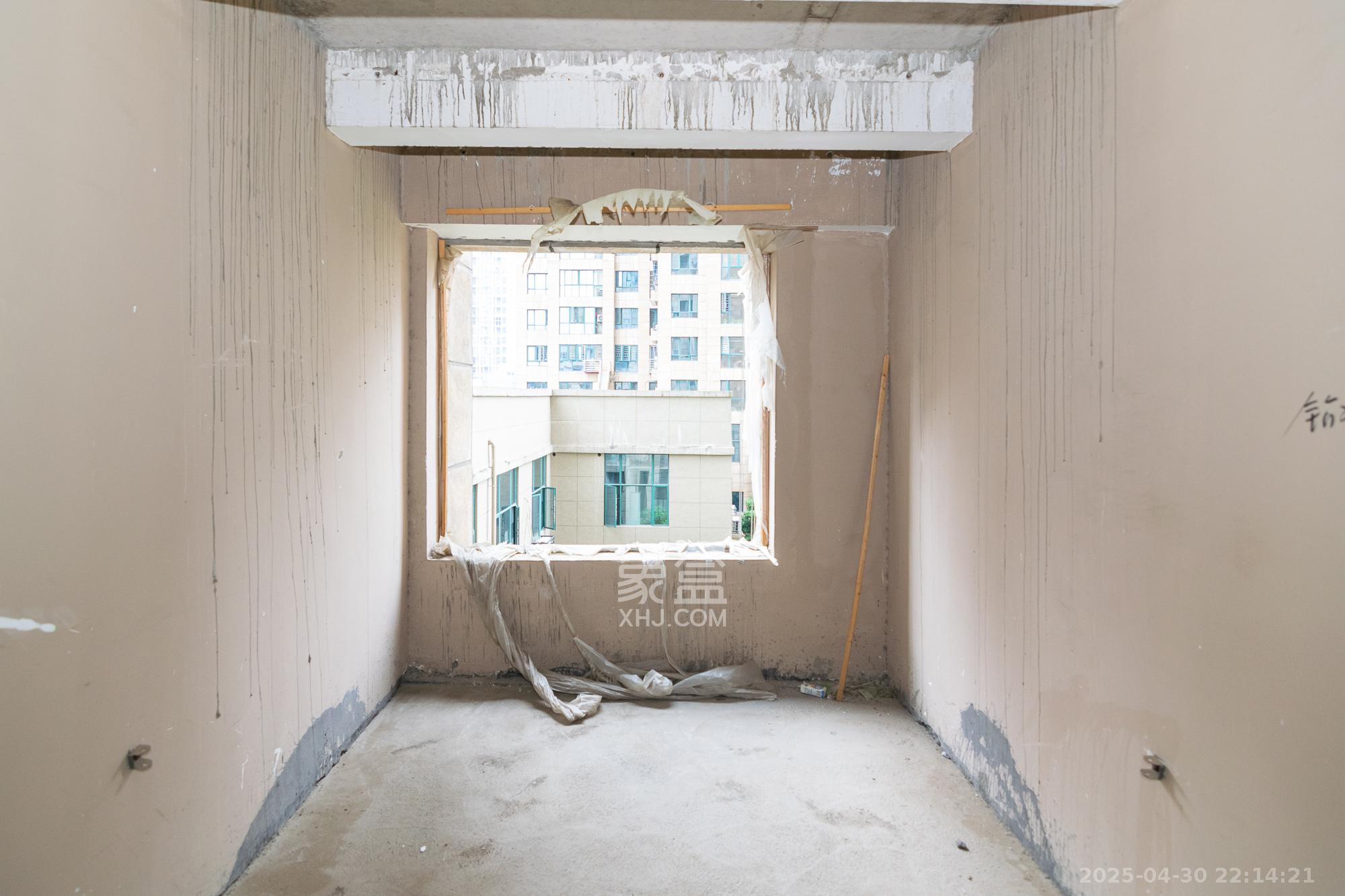 才子城  4室2厅2卫    58.0万卧室