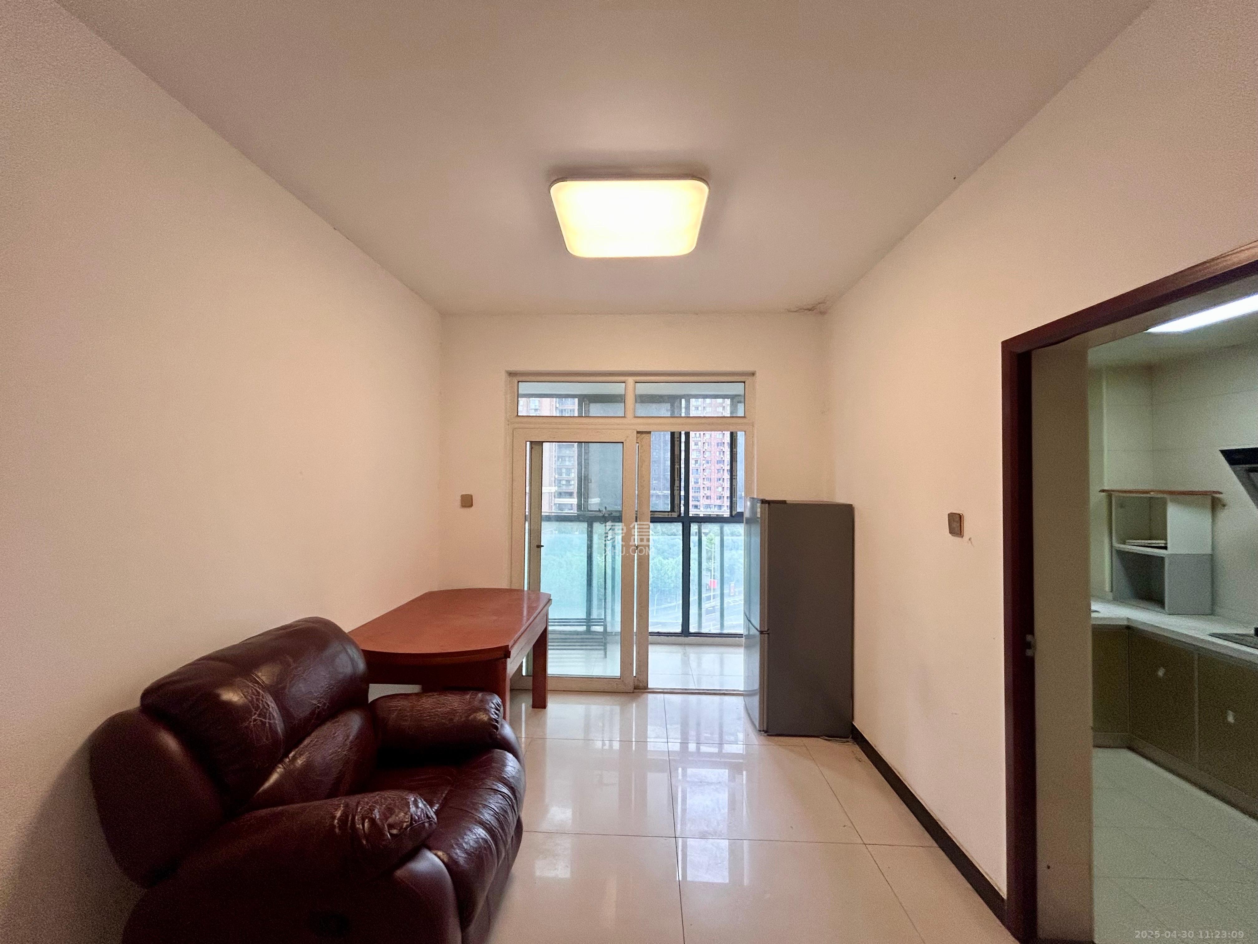 恒丰天湘华庭 3室2厅1卫 2700.0元/月 恒丰天湘华庭 3室2厅1卫 2700.0元/月室内图