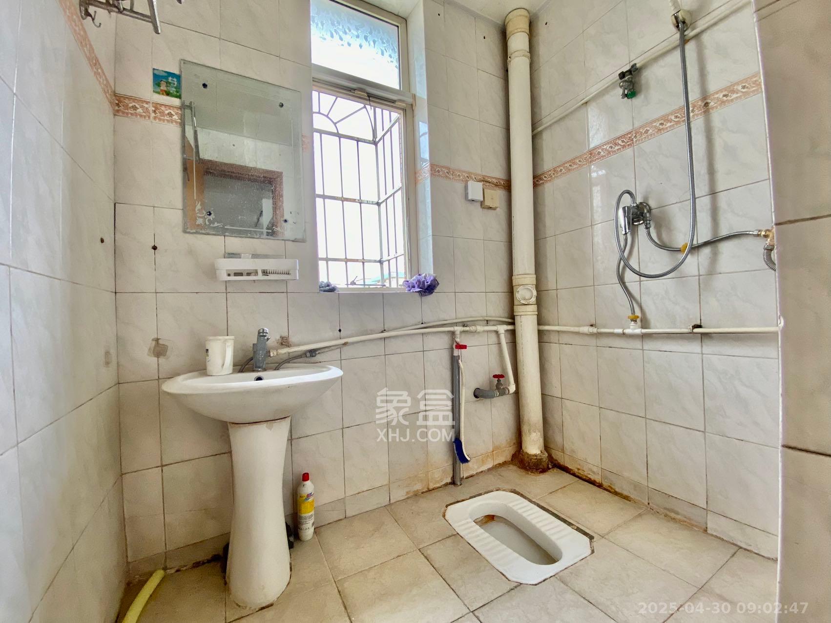 德政园 2室1厅1卫 1500.0元/月 德政园 2室1厅1卫 1500.0元/月室内图