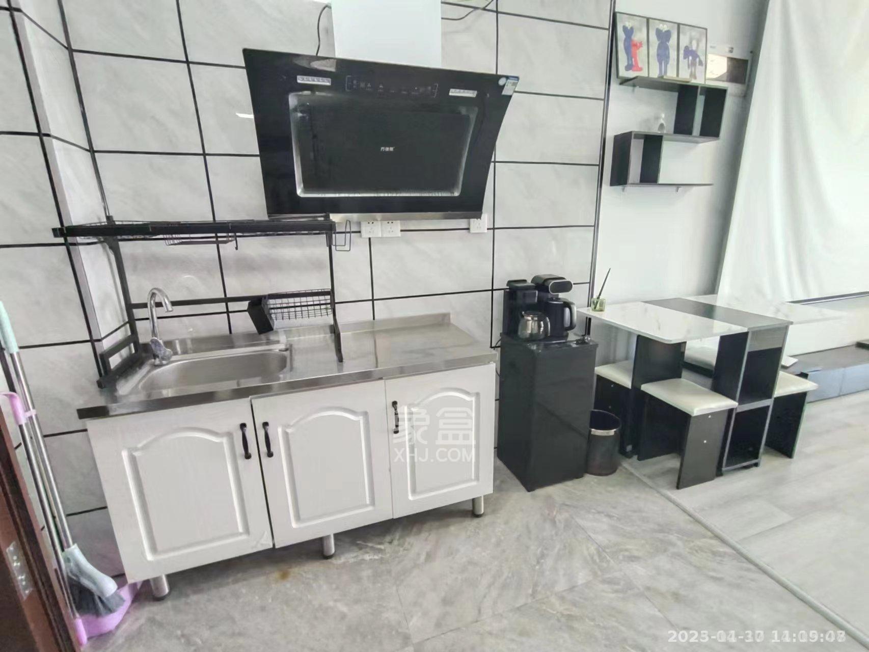 朗廷览江 1室1厅1卫 1300.0元/月 朗廷览江 1室1厅1卫 1300.0元/月室内图