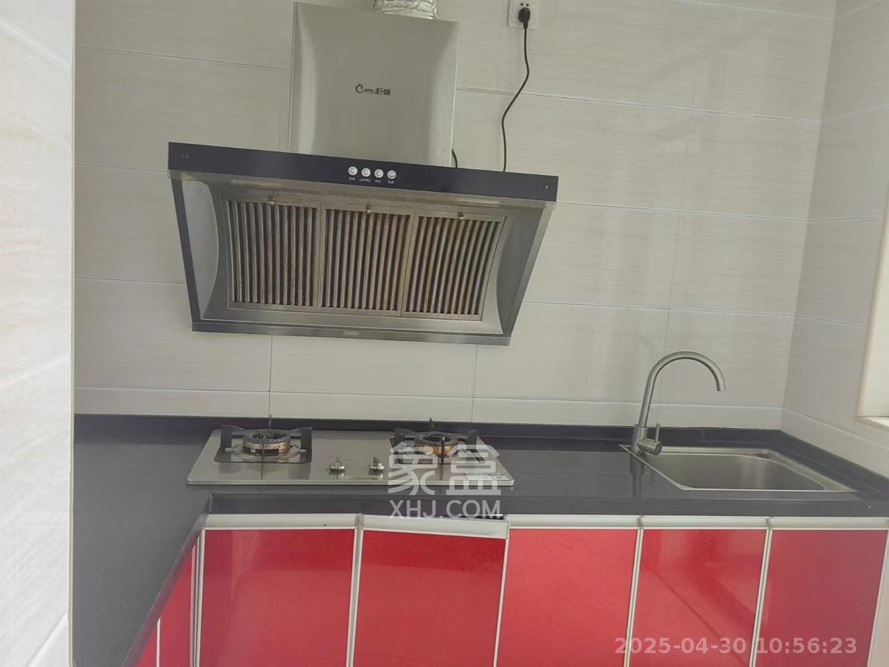 卓越蔚蓝海岸三期  3室2厅1卫   2200.00元/月室内图