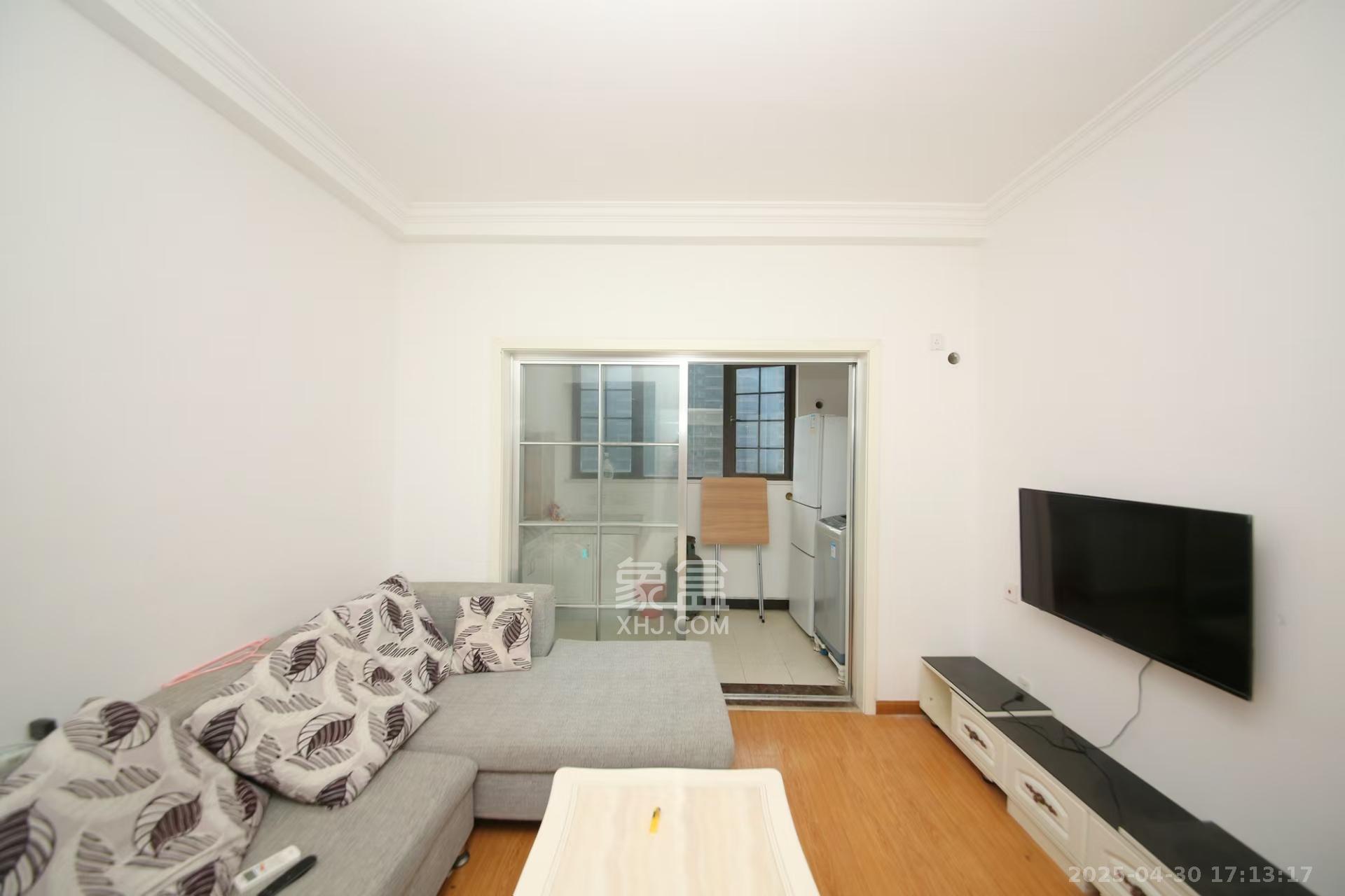 宏聚地中海  1室1厅1卫    1400.0元/月 宏聚地中海  1室1厅1卫    1400.0元/月室内图1