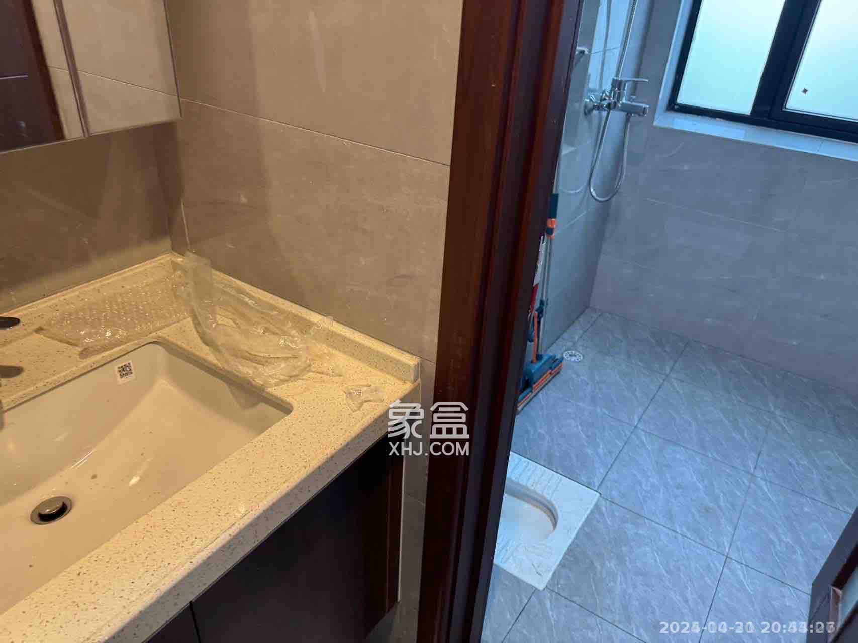 绿地长沙城际空间站(柏仕佳苑)  4室2厅2卫    3600.0元/月 绿地长沙城际空间站(柏仕佳苑)  4室2厅2卫    3600.0元/月室内图1