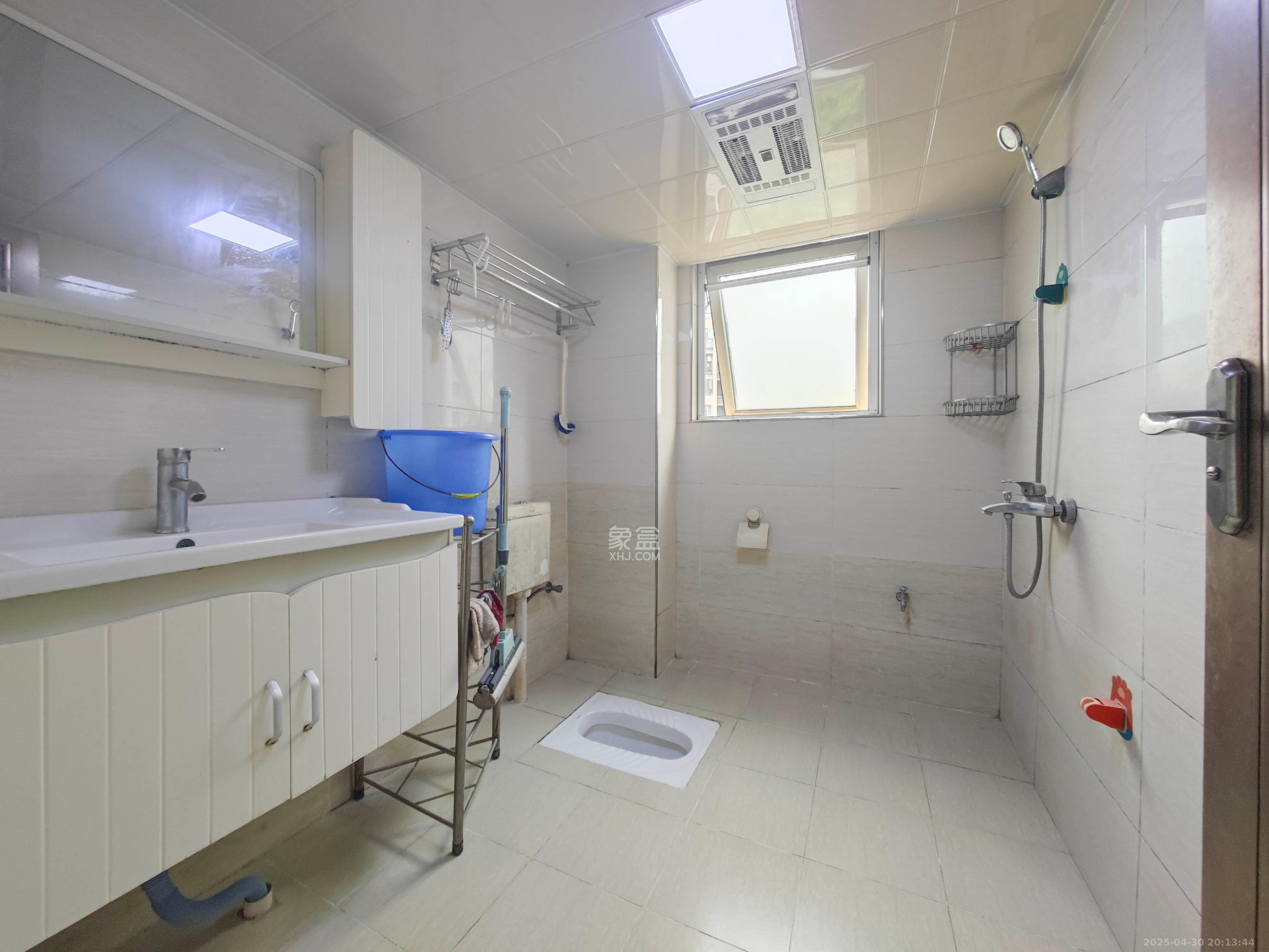 嘉华城(一期) 3室2厅1卫 98.0万 嘉华城(一期) 3室2厅1卫 98.0万其他