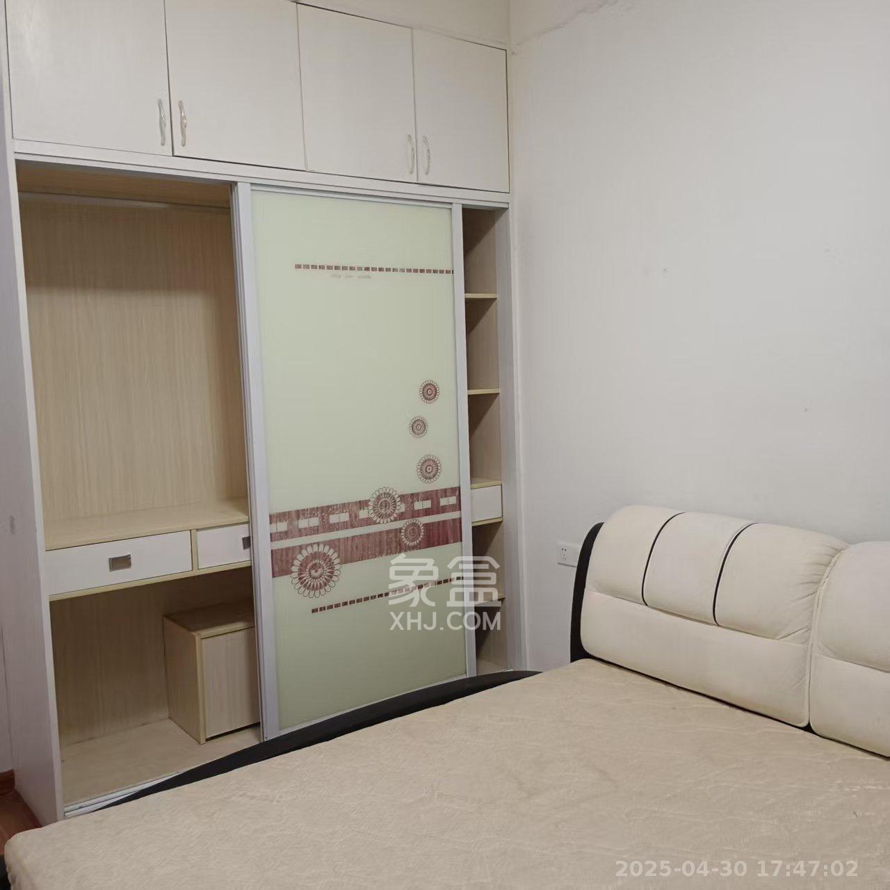 昭祥新城  3室2厅2卫   1200.00元/月室内图