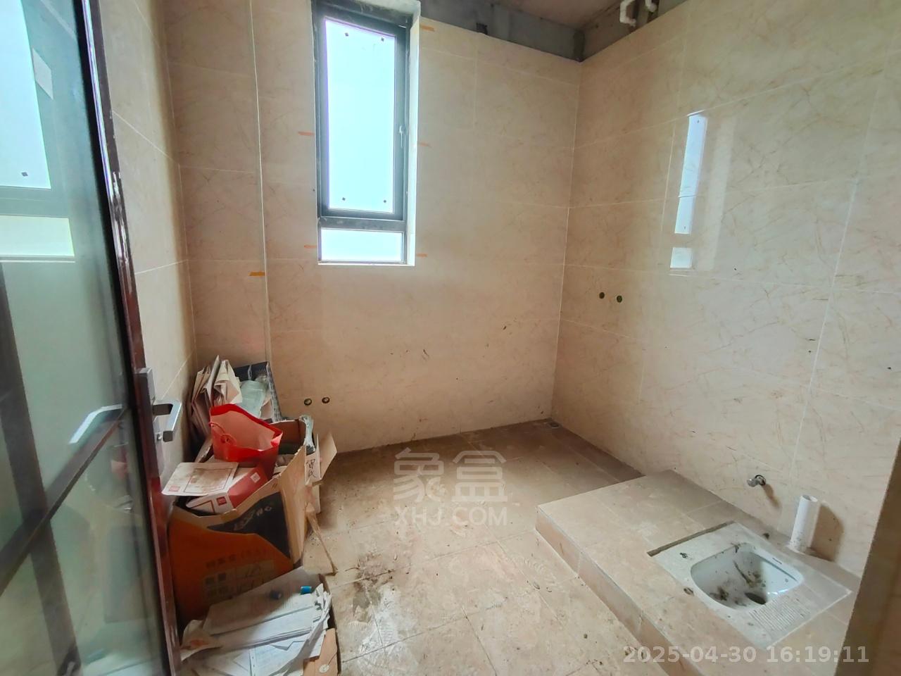 碧桂园江山一品 3室2厅2卫 1500.0元/月 碧桂园江山一品 3室2厅2卫 1500.0元/月室内图