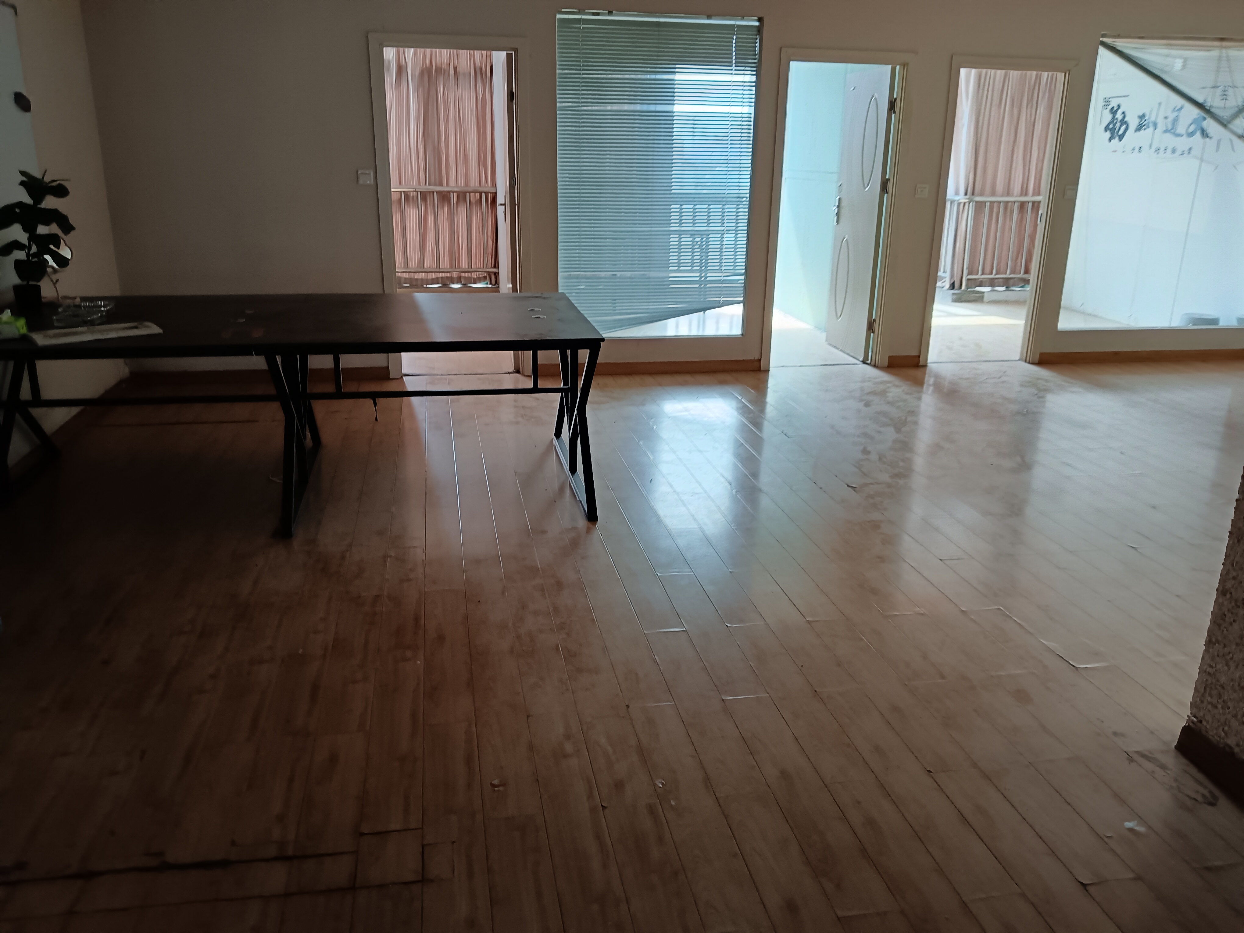 SOHO尚都 2室1厅1卫 1800.0元/月 SOHO尚都 2室1厅1卫 1800.0元/月室内图