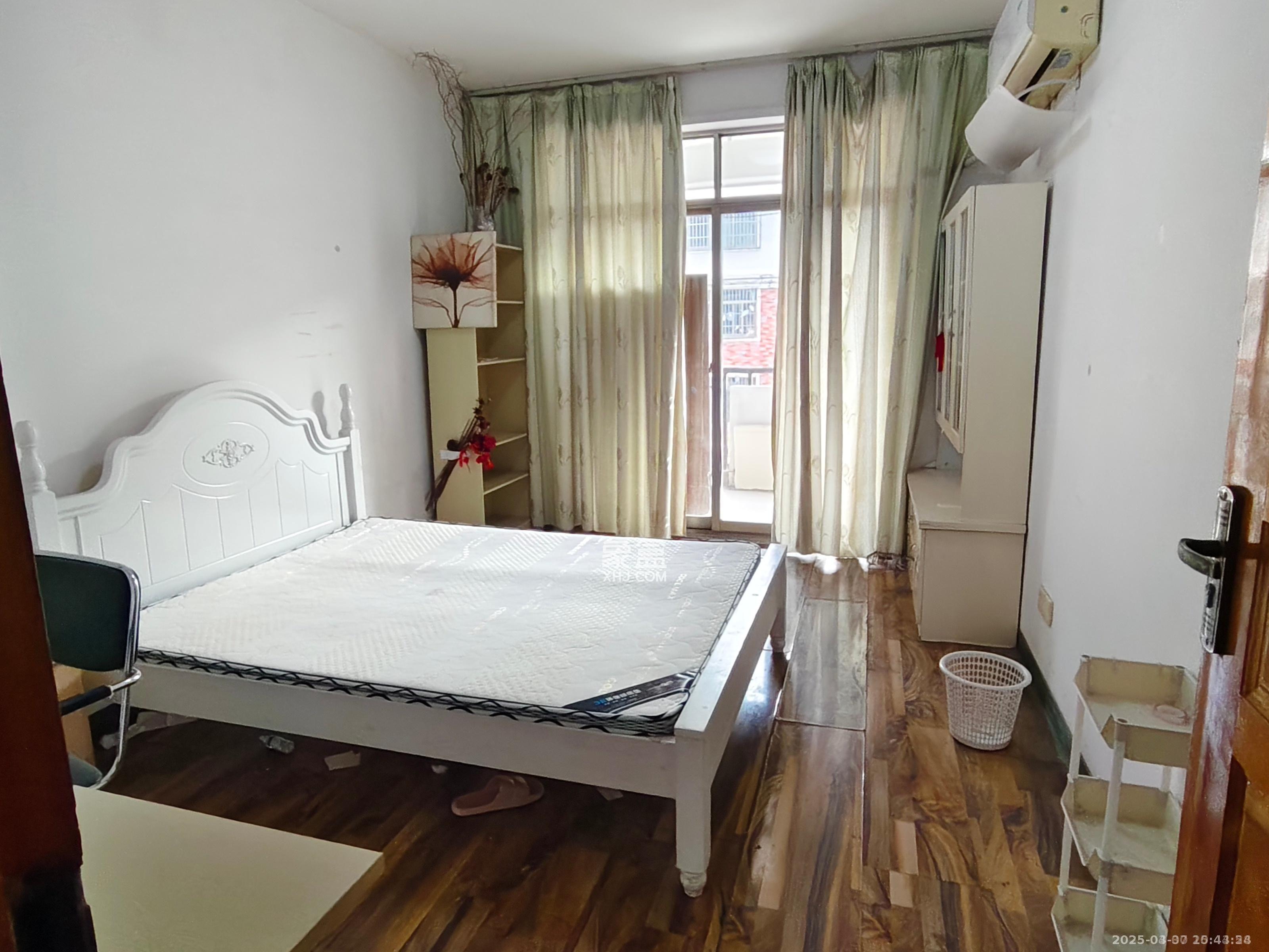 窑塘新村  1室0厅0卫   4000.00元/月室内图