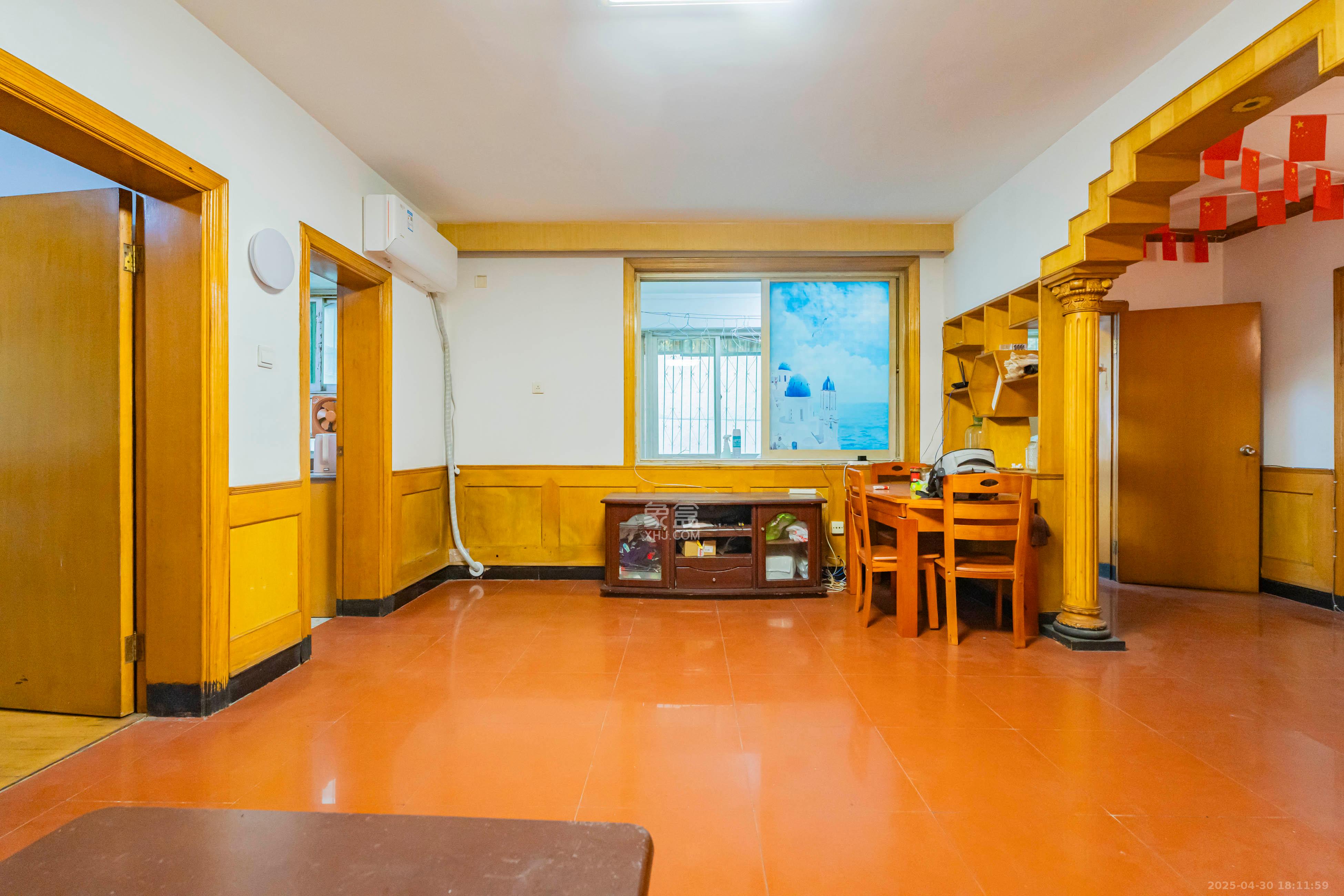建湘新村  2室2厅1卫   57.80万客厅