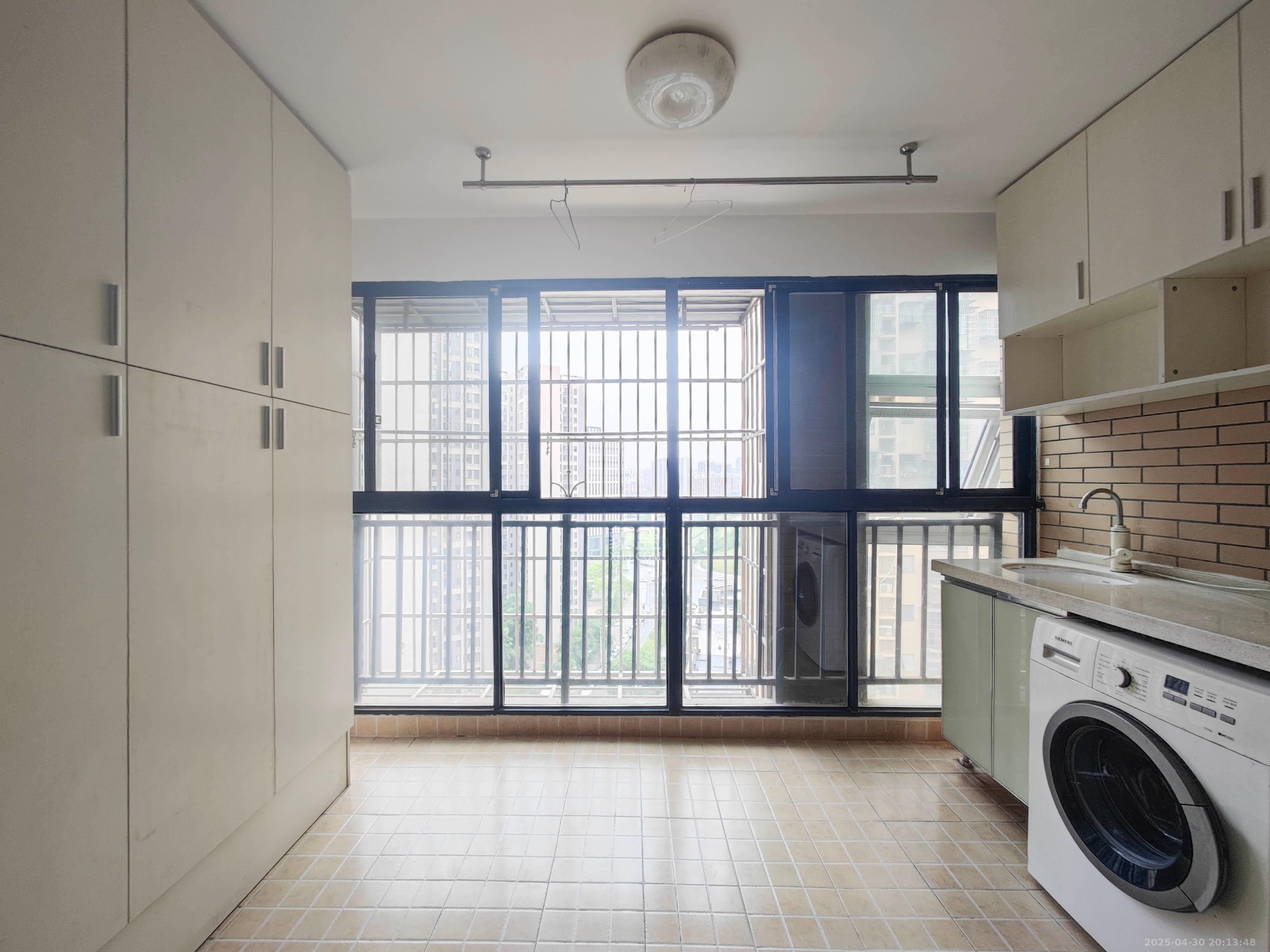 嘉华城(一期) 3室2厅1卫 98.0万 嘉华城(一期) 3室2厅1卫 98.0万其他